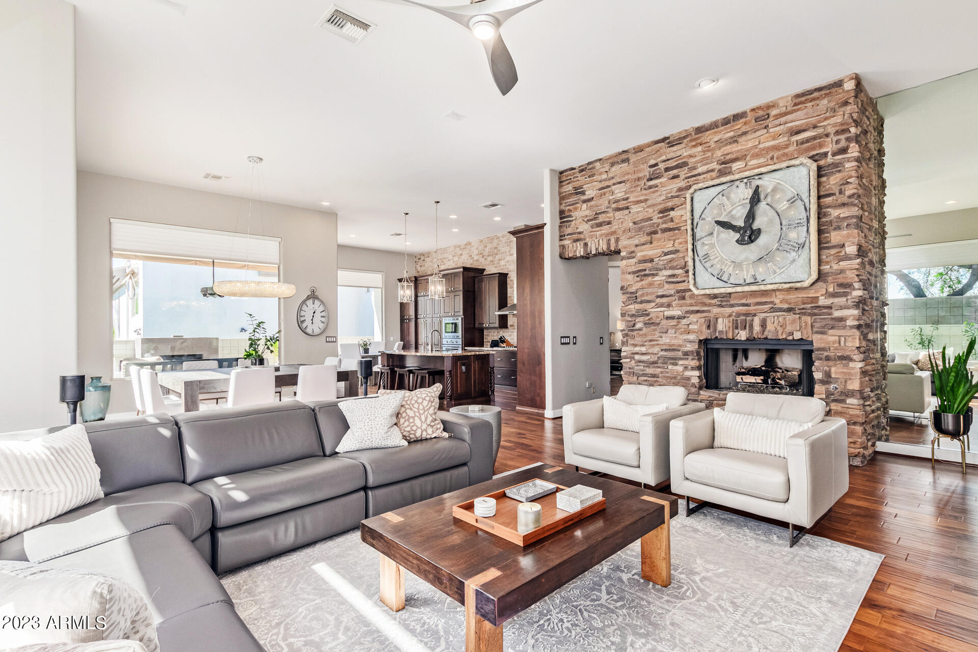 6412 N 31ST Place
