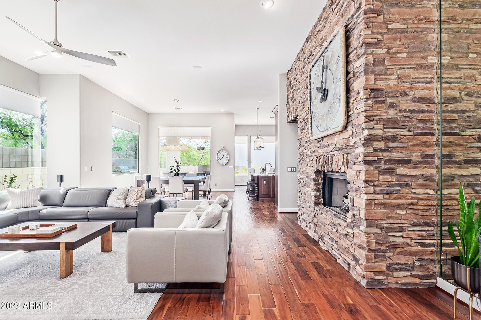 6412 N 31ST Place