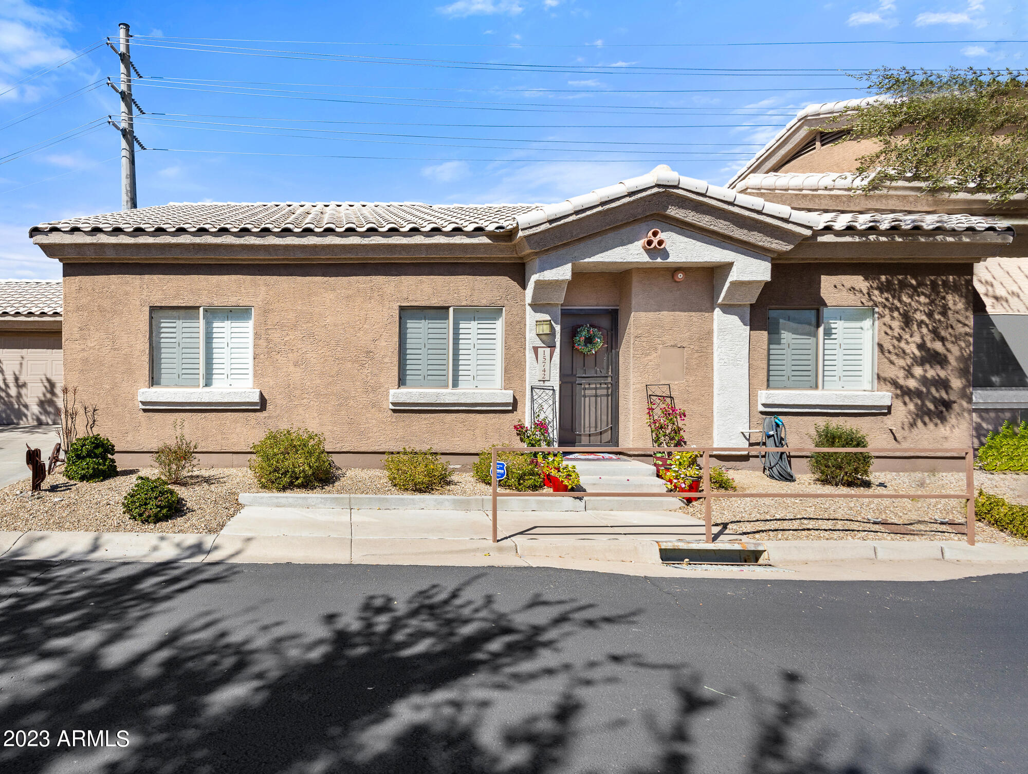 15742 N HIDDEN VALLEY Lane