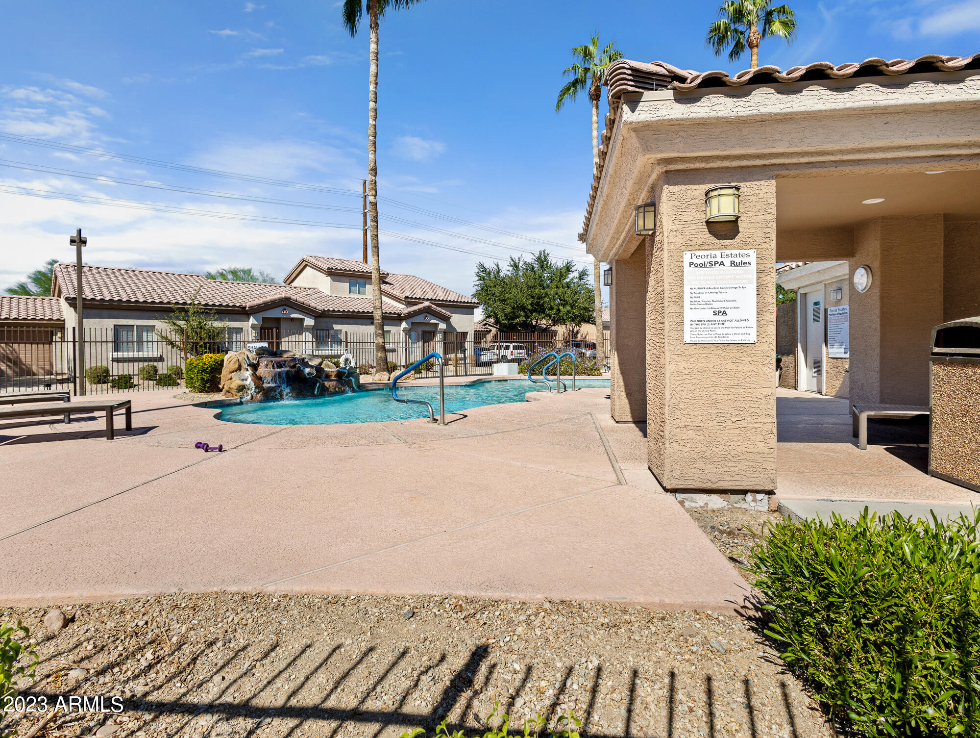 15742 N HIDDEN VALLEY Lane