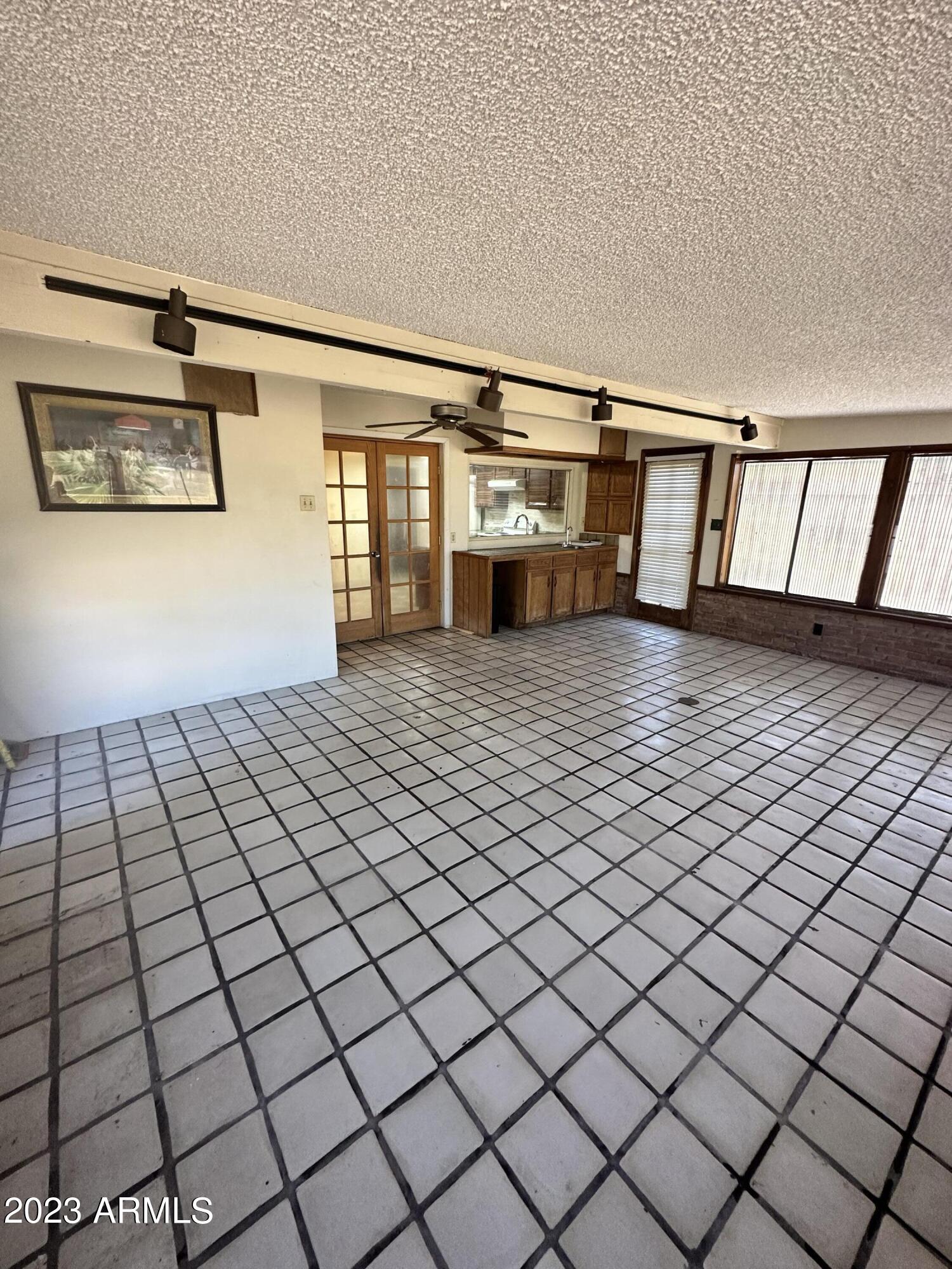 4146 W ORCHID Lane