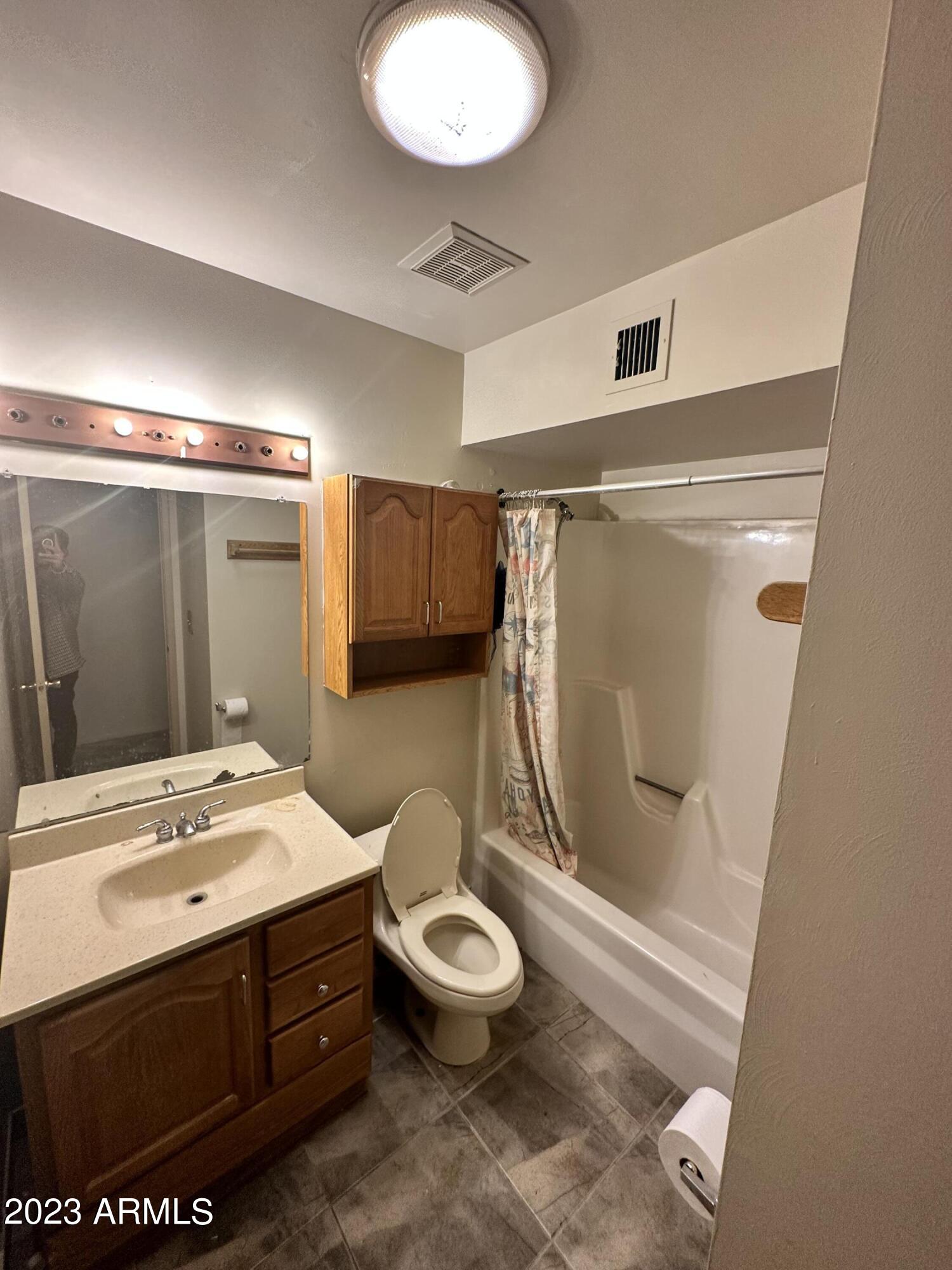 4146 W ORCHID Lane