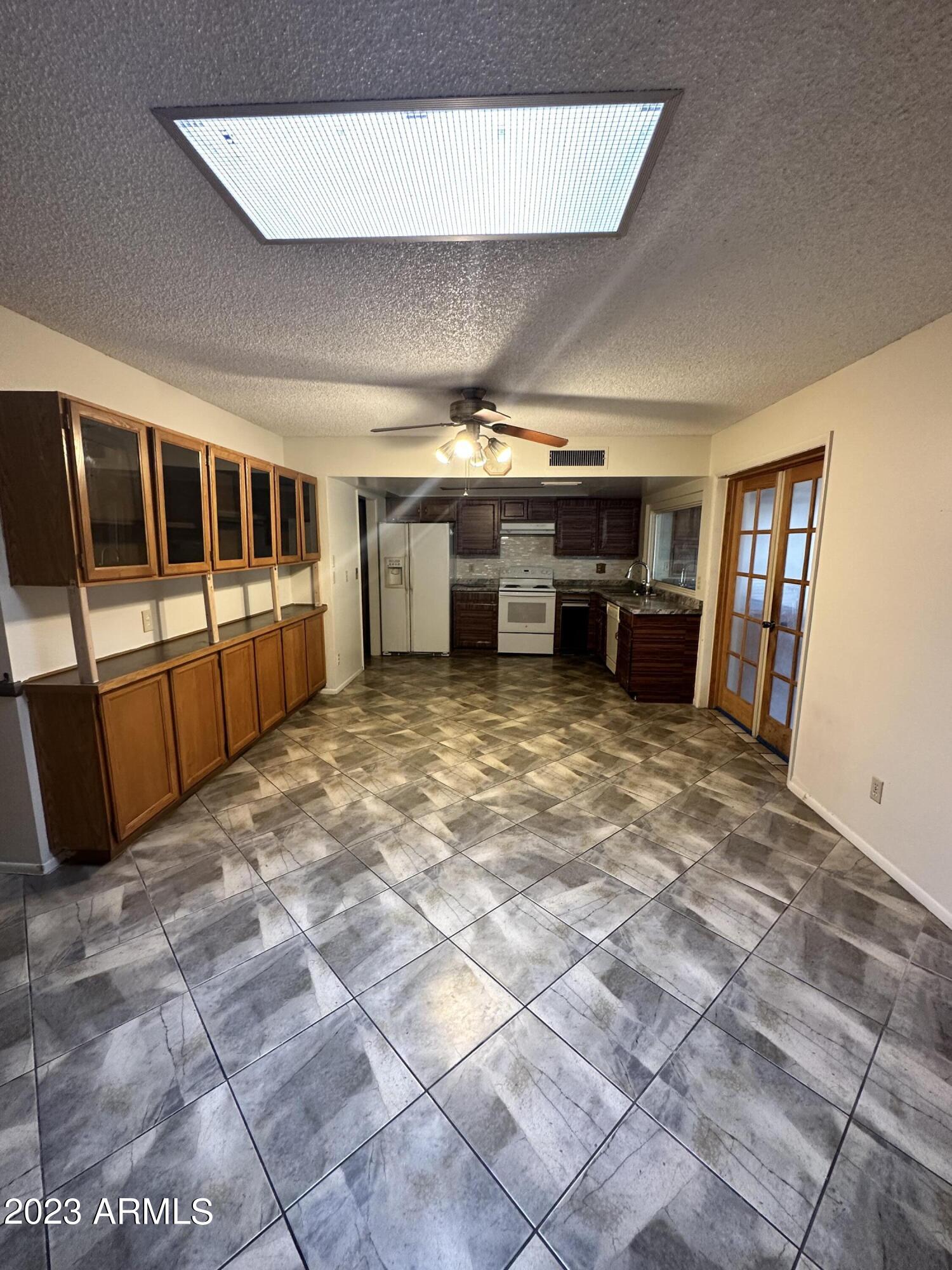 4146 W ORCHID Lane