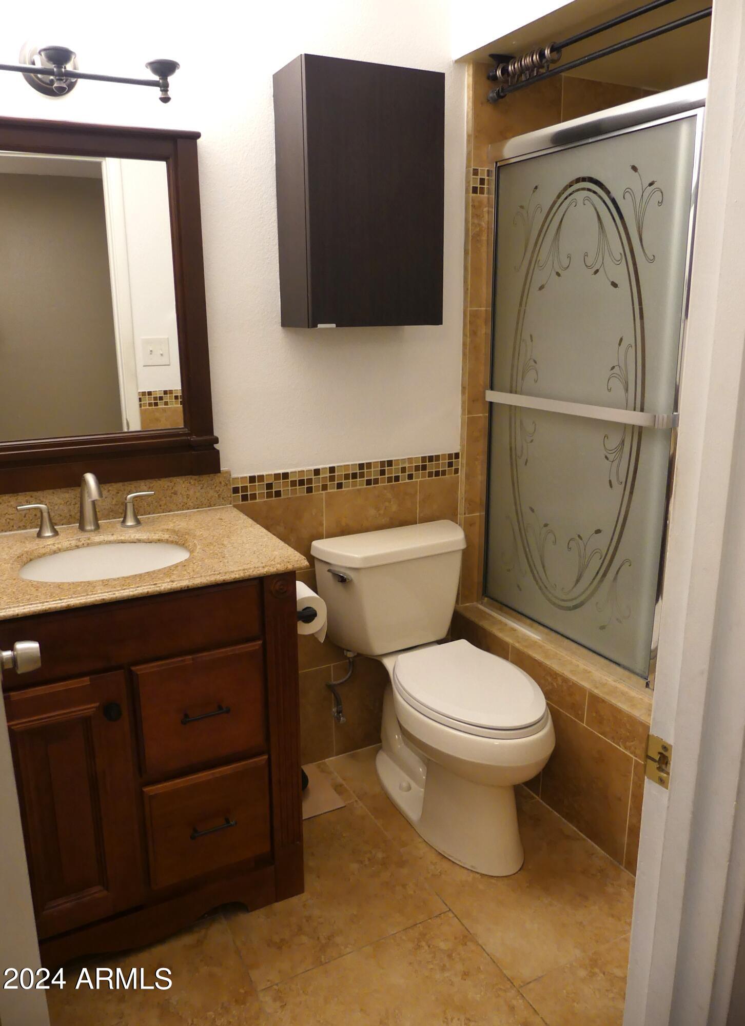 1245 W MENDOZA Avenue