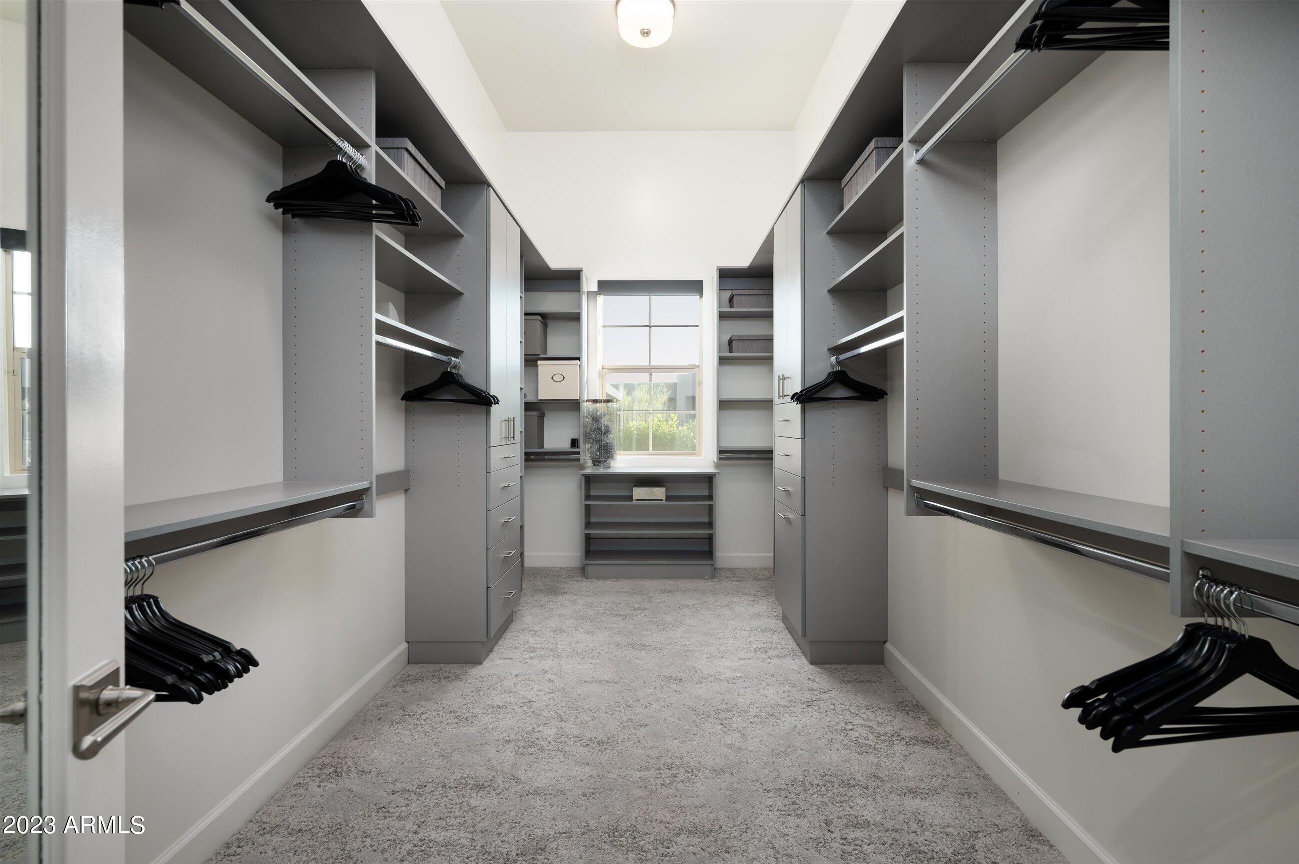 8513 E EAGLE CLAW Drive