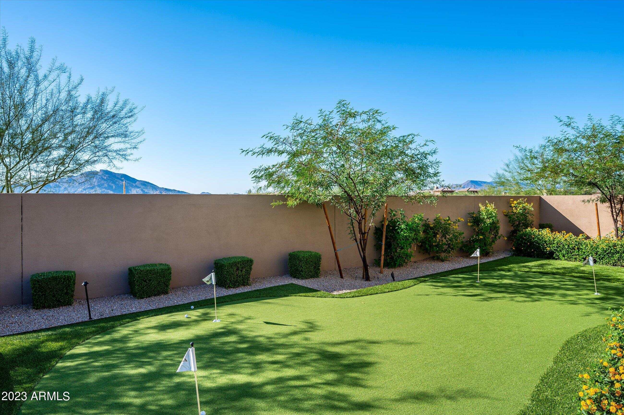 8513 E EAGLE CLAW Drive