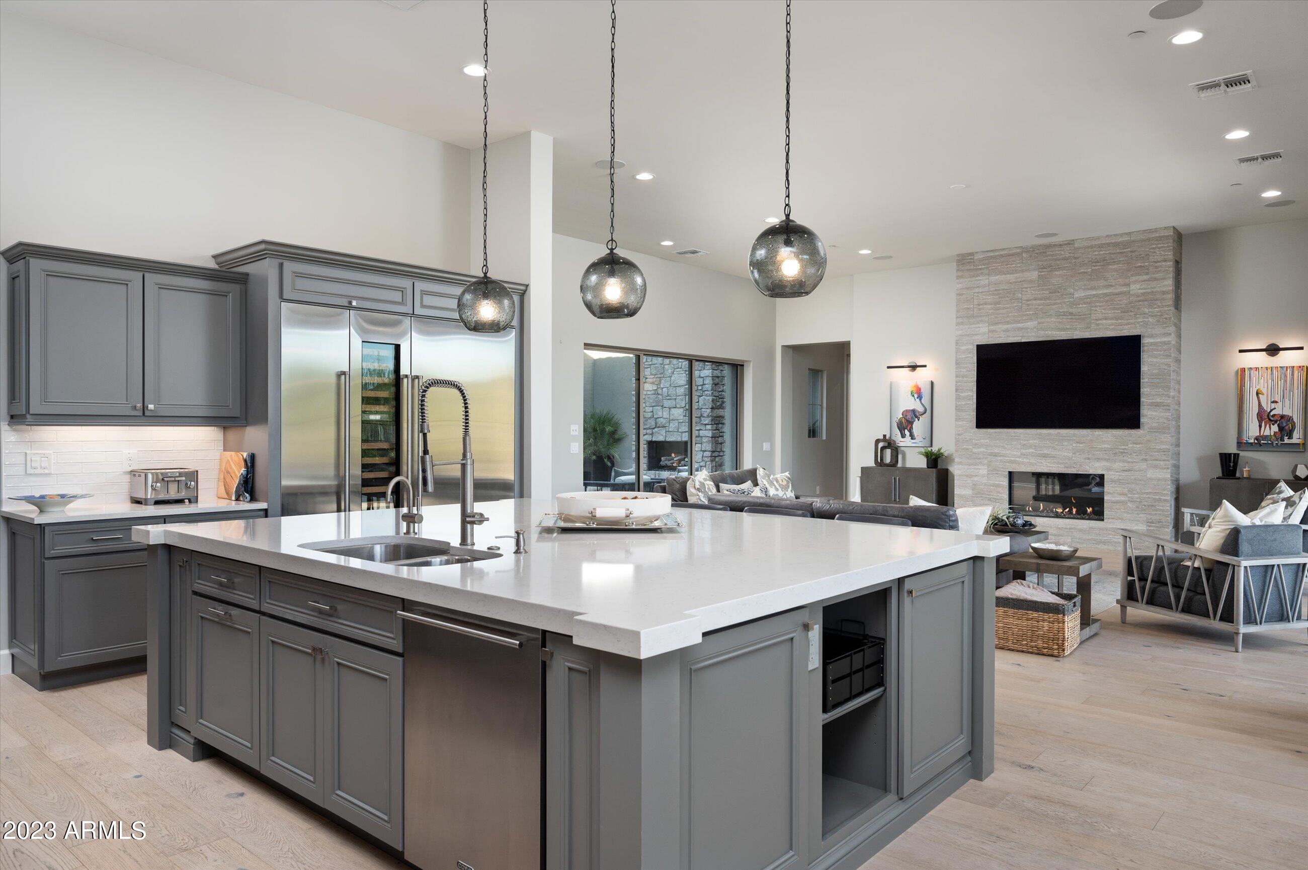 8513 E EAGLE CLAW Drive