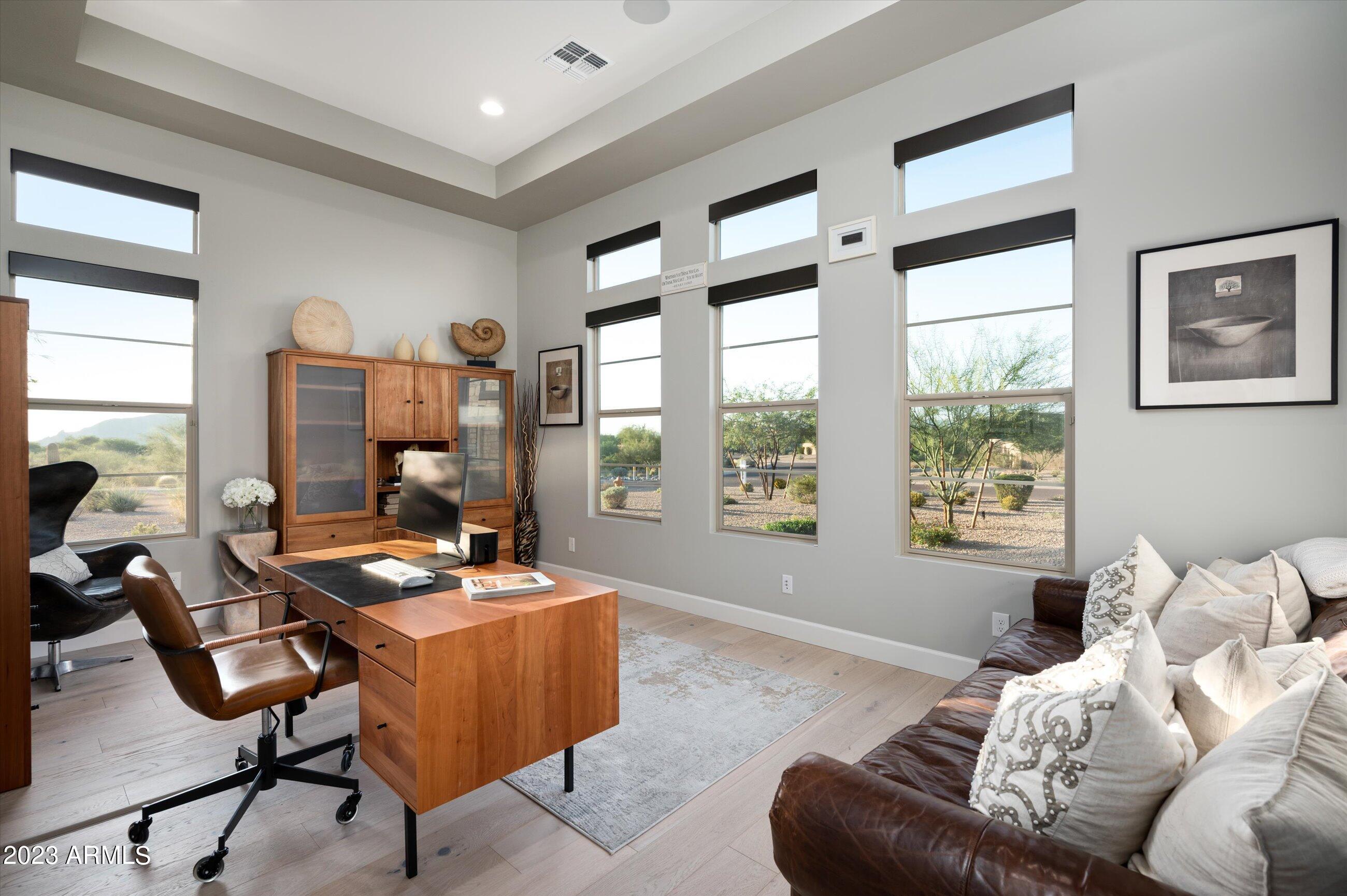 8513 E EAGLE CLAW Drive