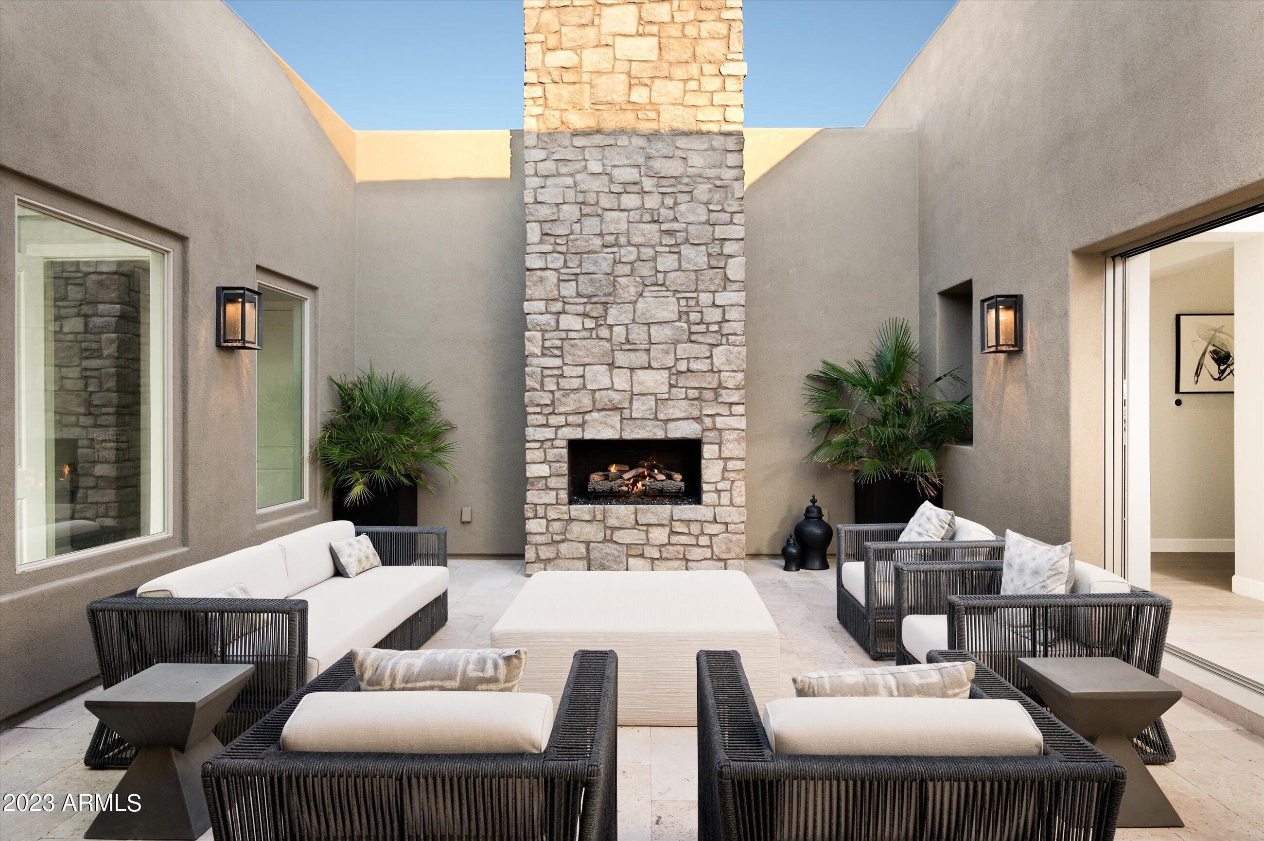 8513 E EAGLE CLAW Drive