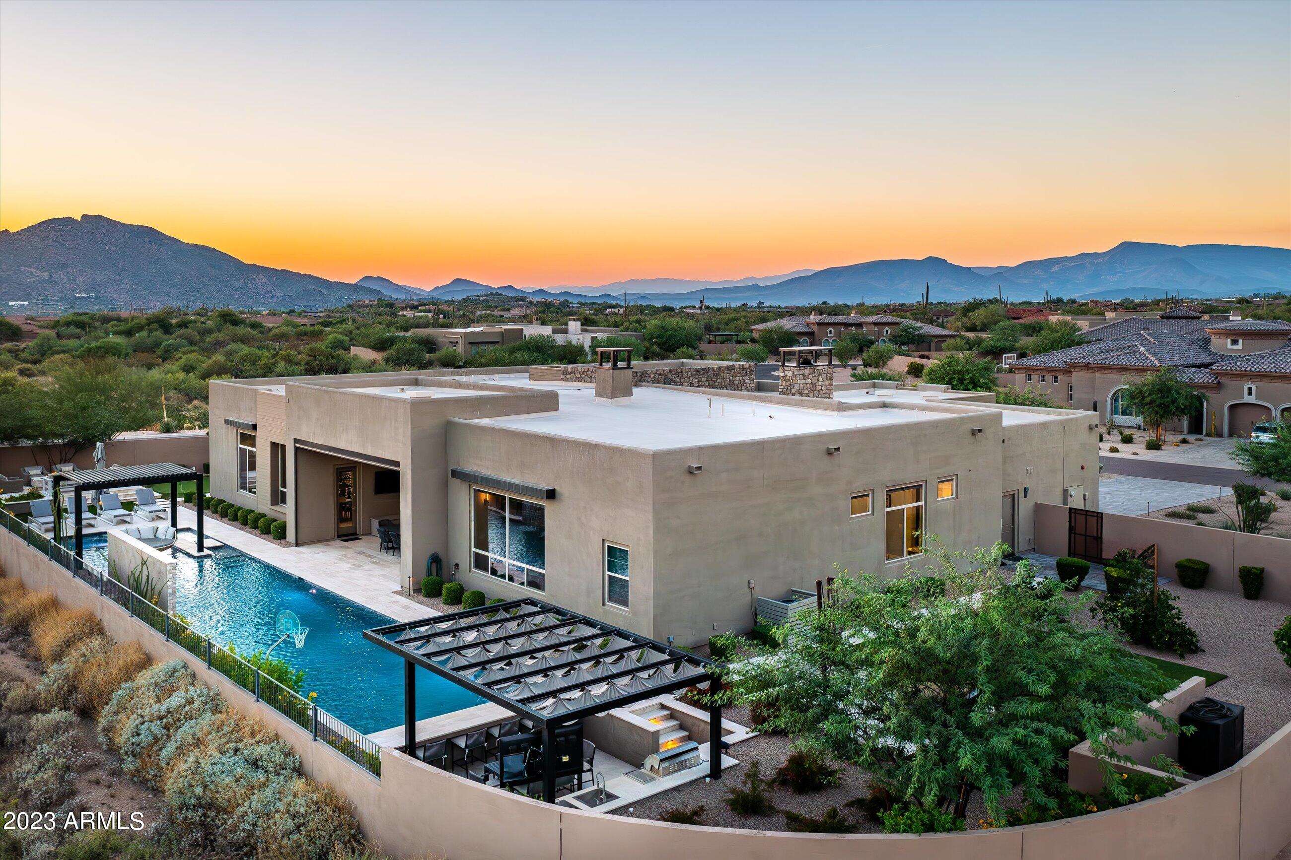 8513 E EAGLE CLAW Drive