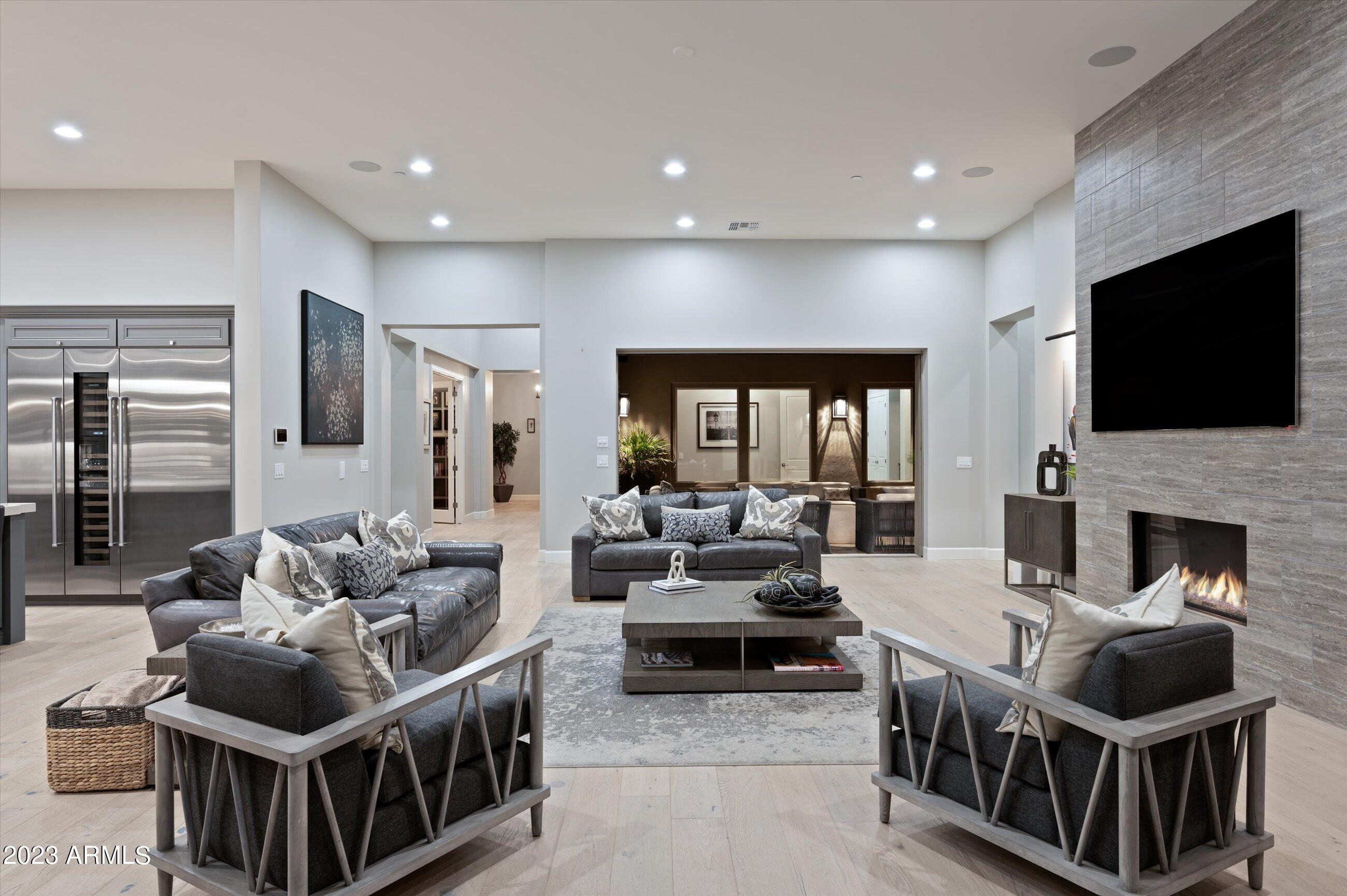 8513 E EAGLE CLAW Drive