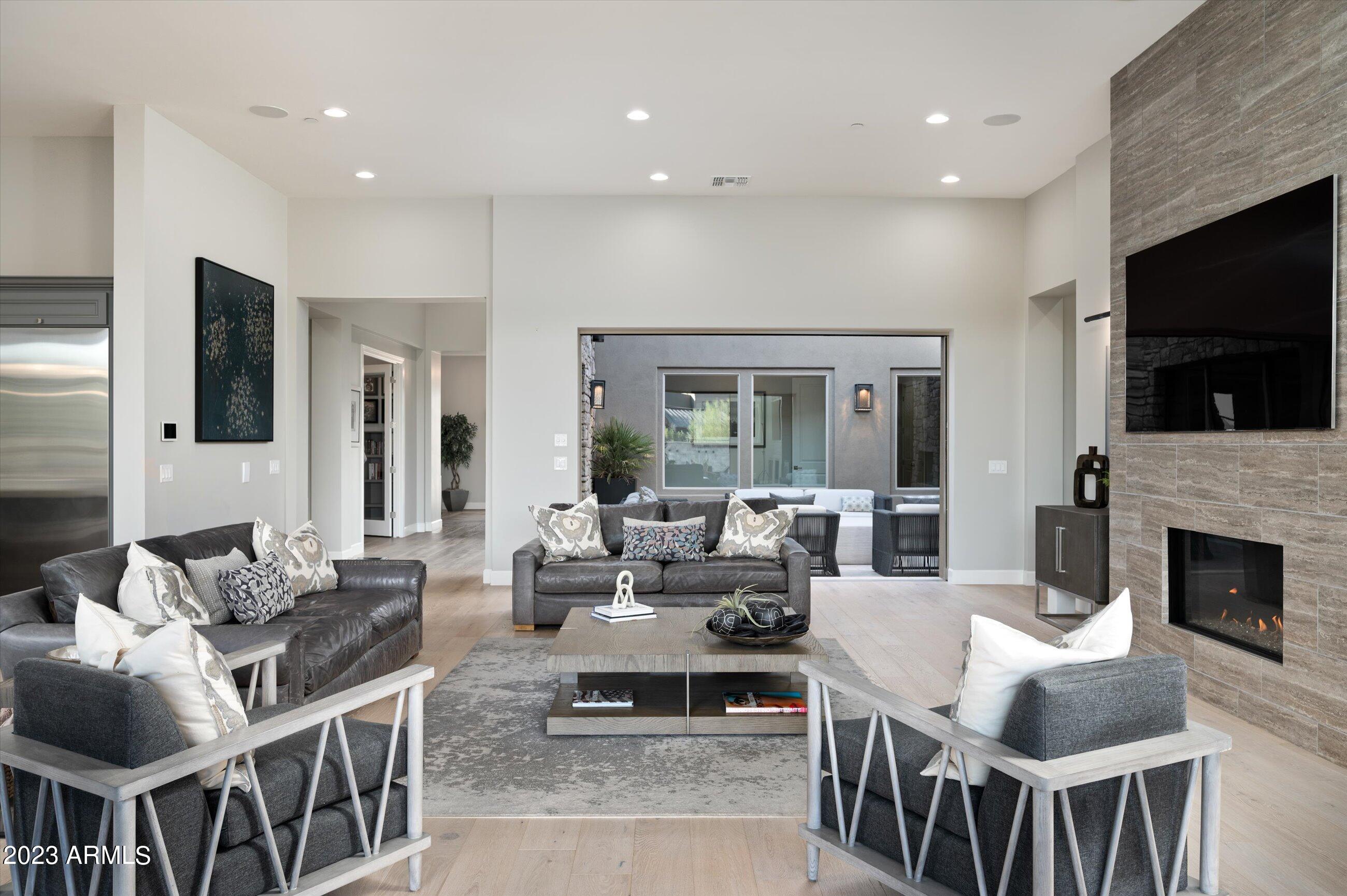 8513 E EAGLE CLAW Drive