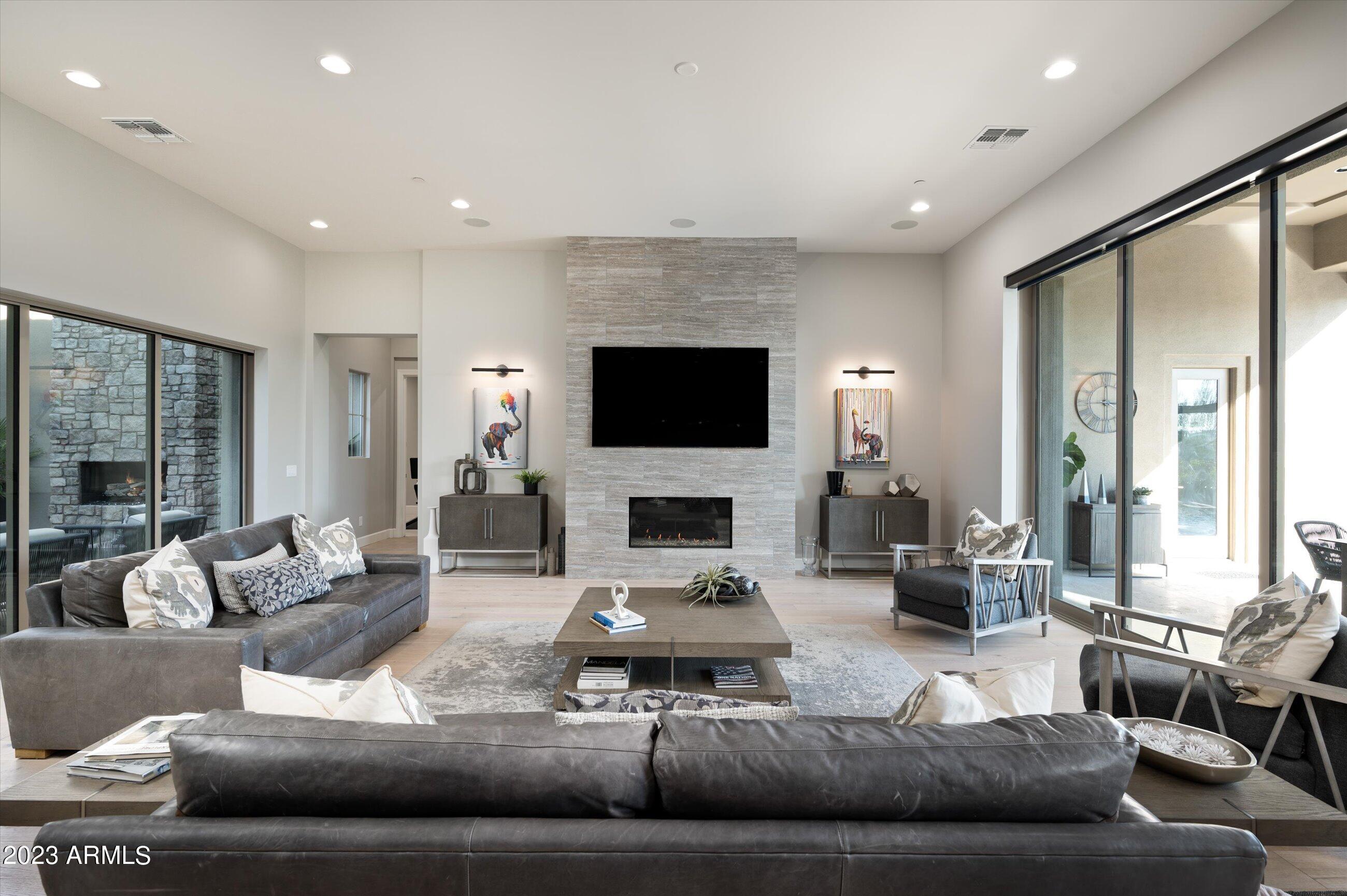 8513 E EAGLE CLAW Drive