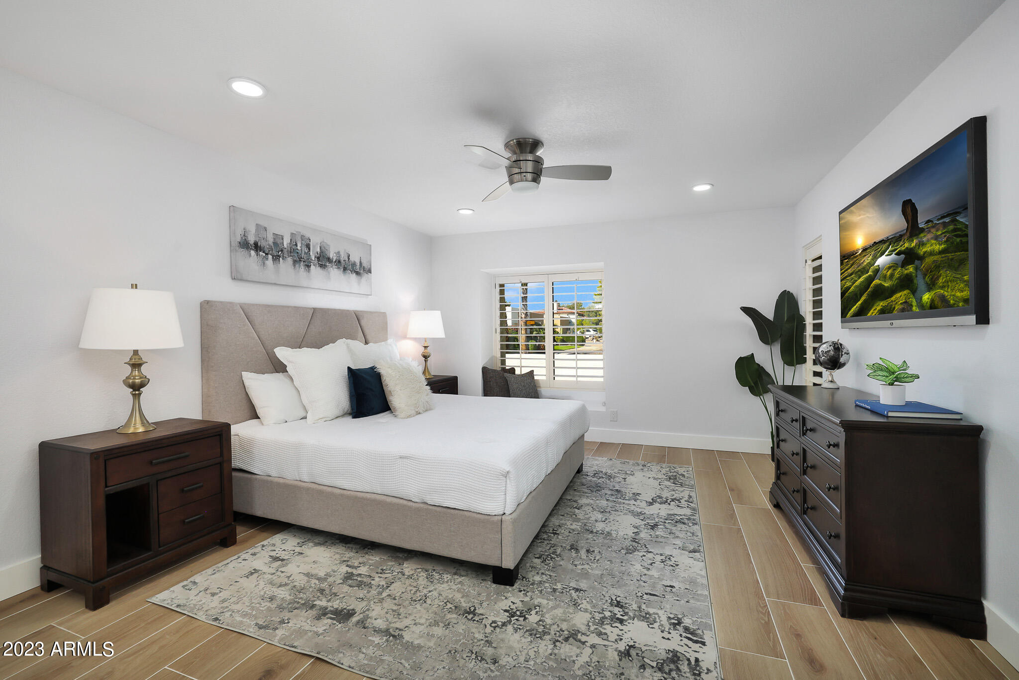 8281 E SAN SALVADOR Drive