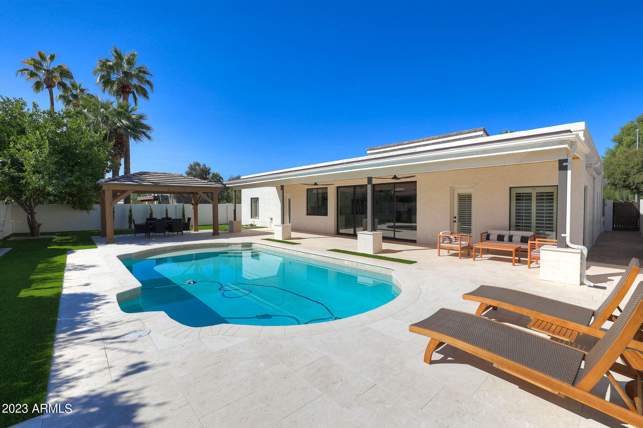 8281 E SAN SALVADOR Drive