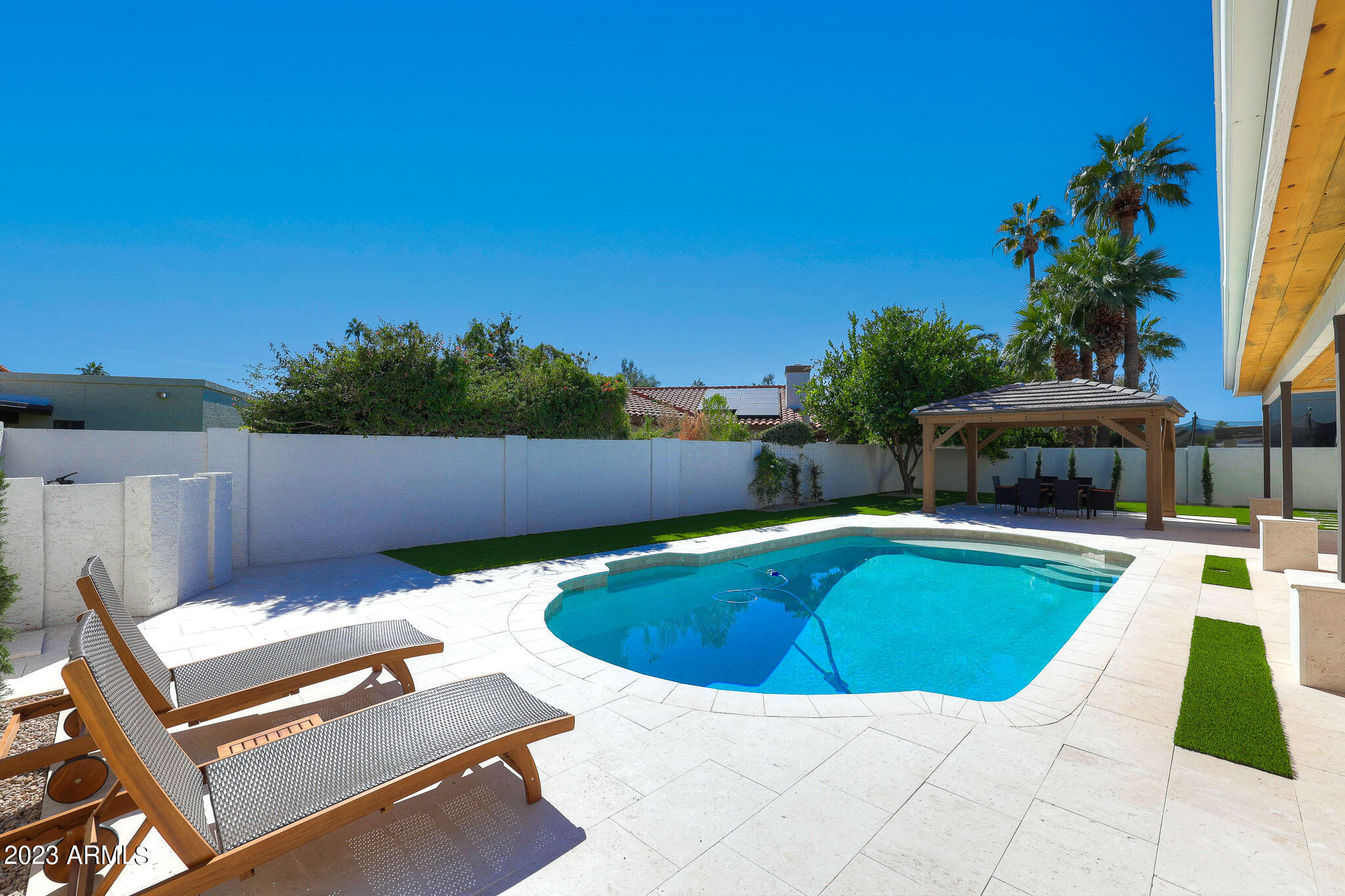 8281 E SAN SALVADOR Drive
