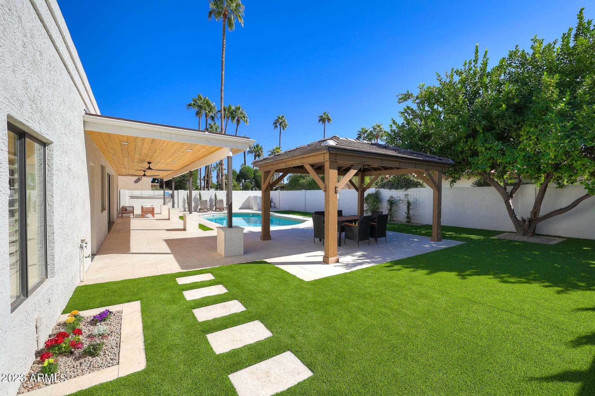 8281 E SAN SALVADOR Drive
