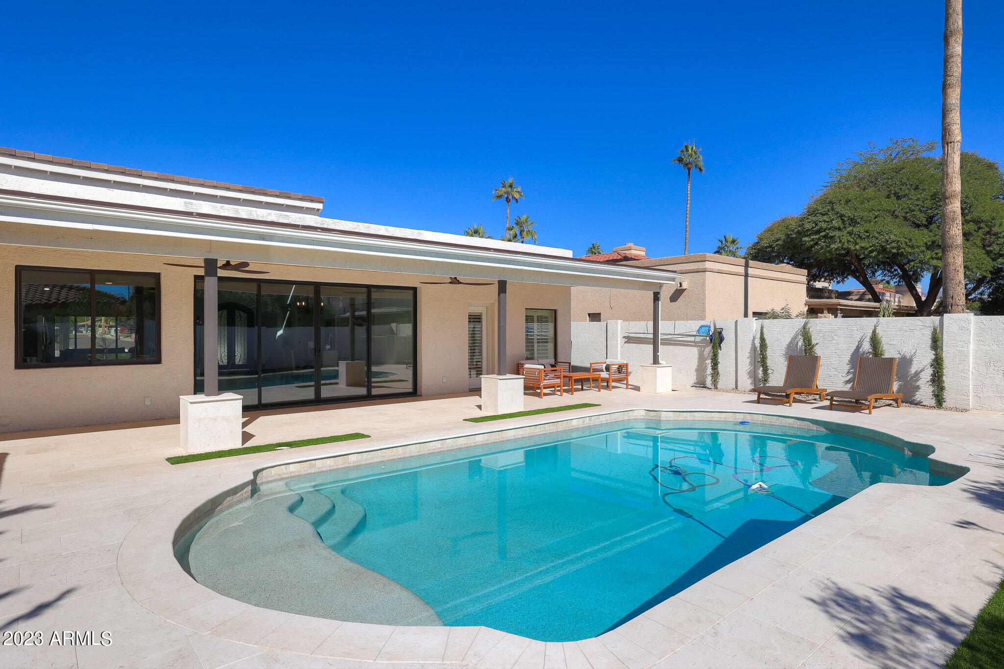 8281 E SAN SALVADOR Drive