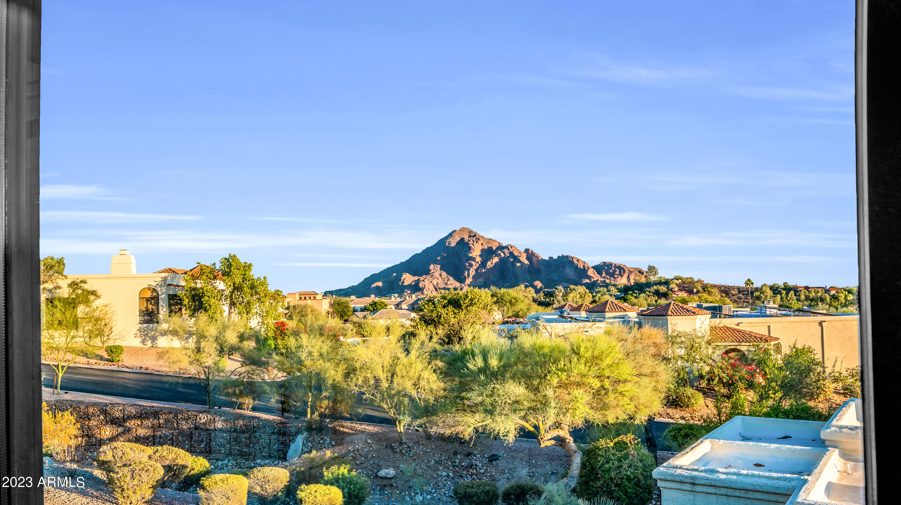 3800 E LINCOLN Drive, 15