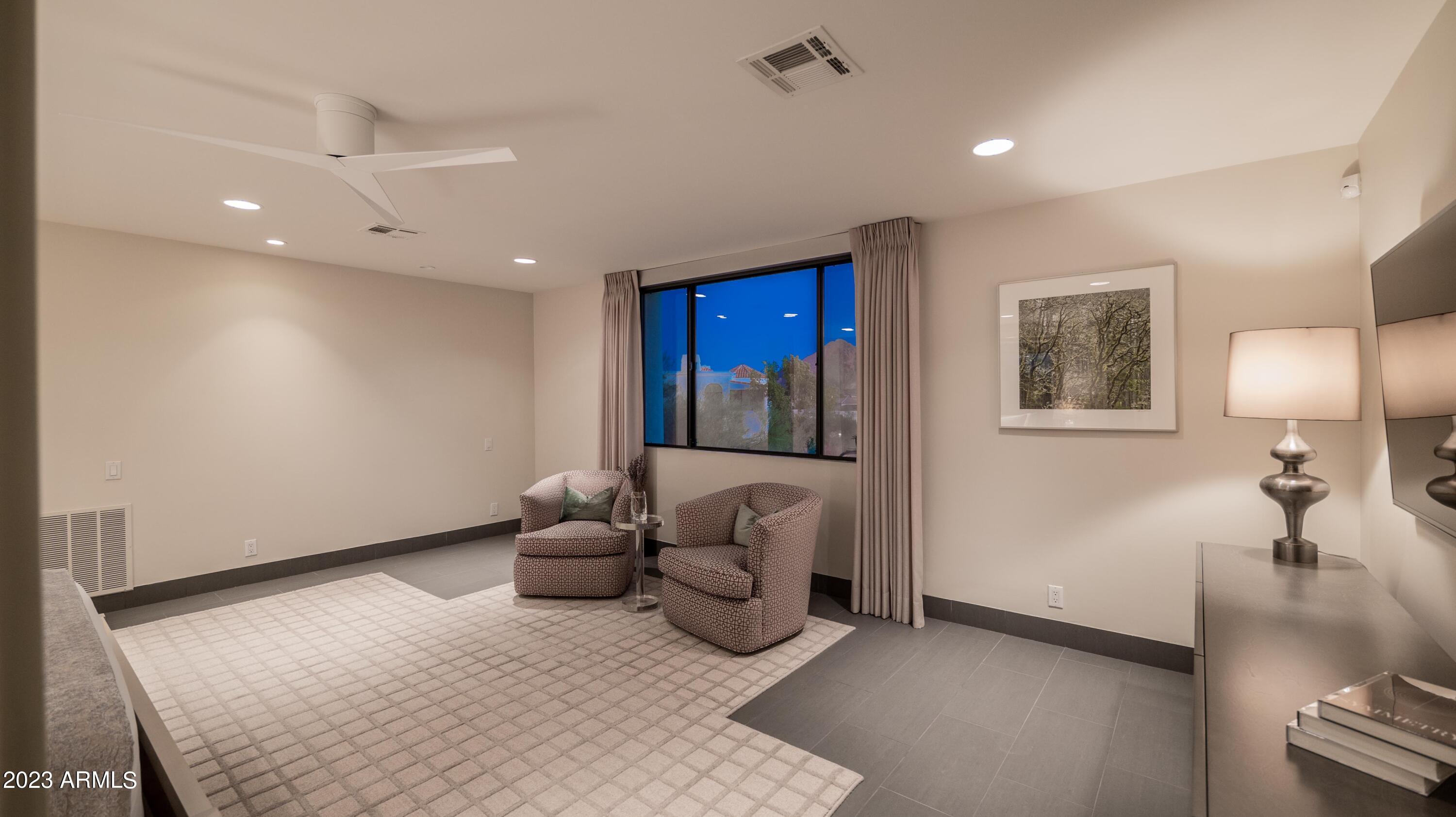 3800 E LINCOLN Drive, 15