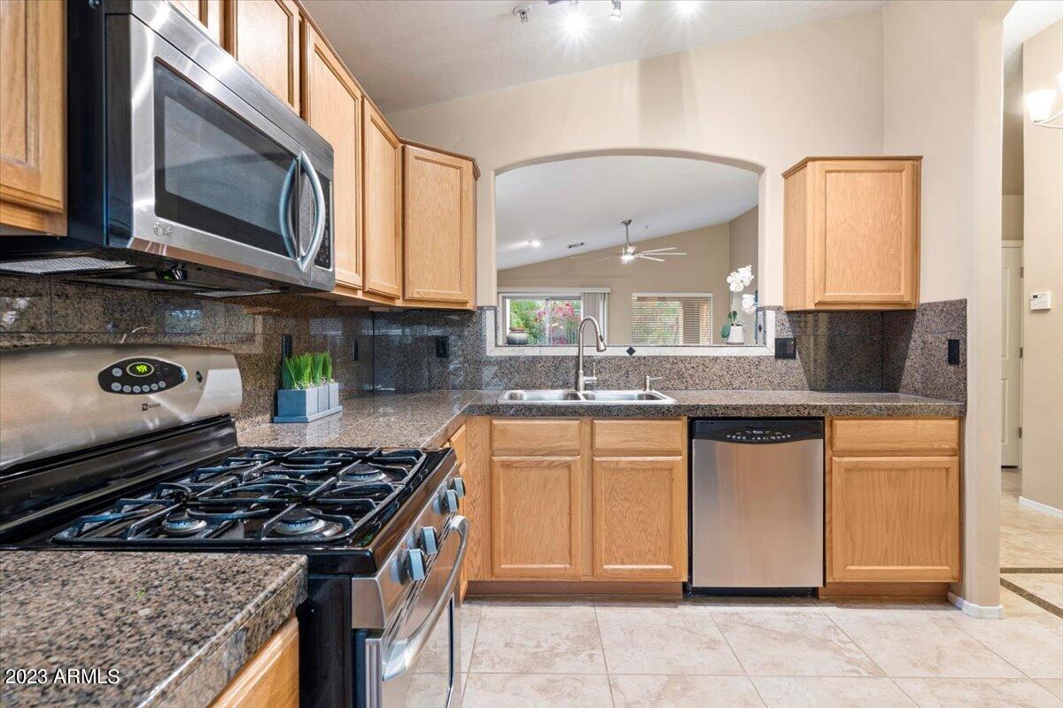 10392 E PENSTAMIN Drive