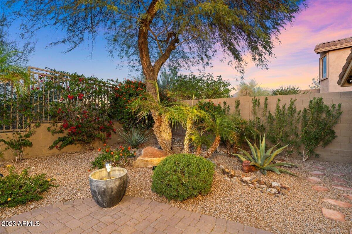 10392 E PENSTAMIN Drive