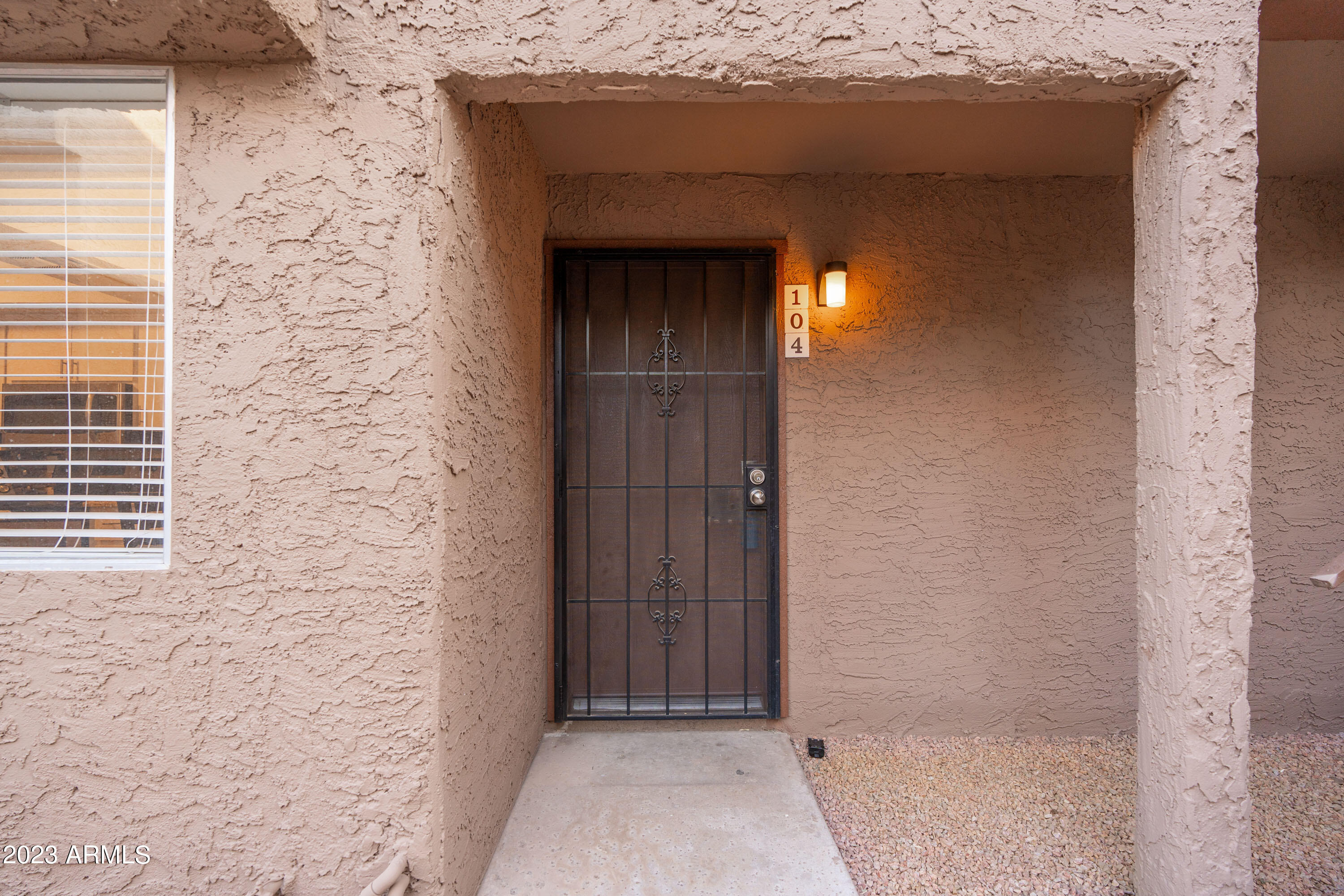 4554 E PARADISE VILLAGE Parkway N, 104