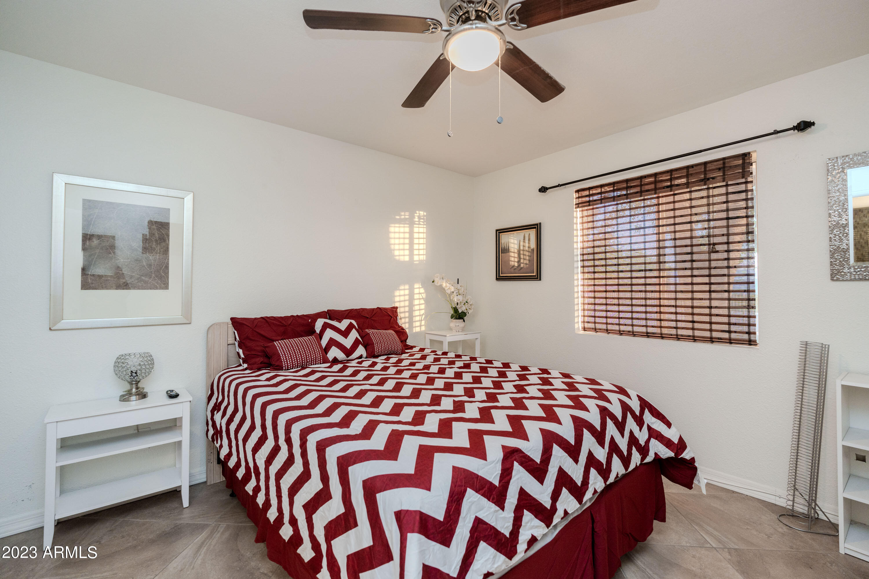 4554 E PARADISE VILLAGE Parkway N, 104