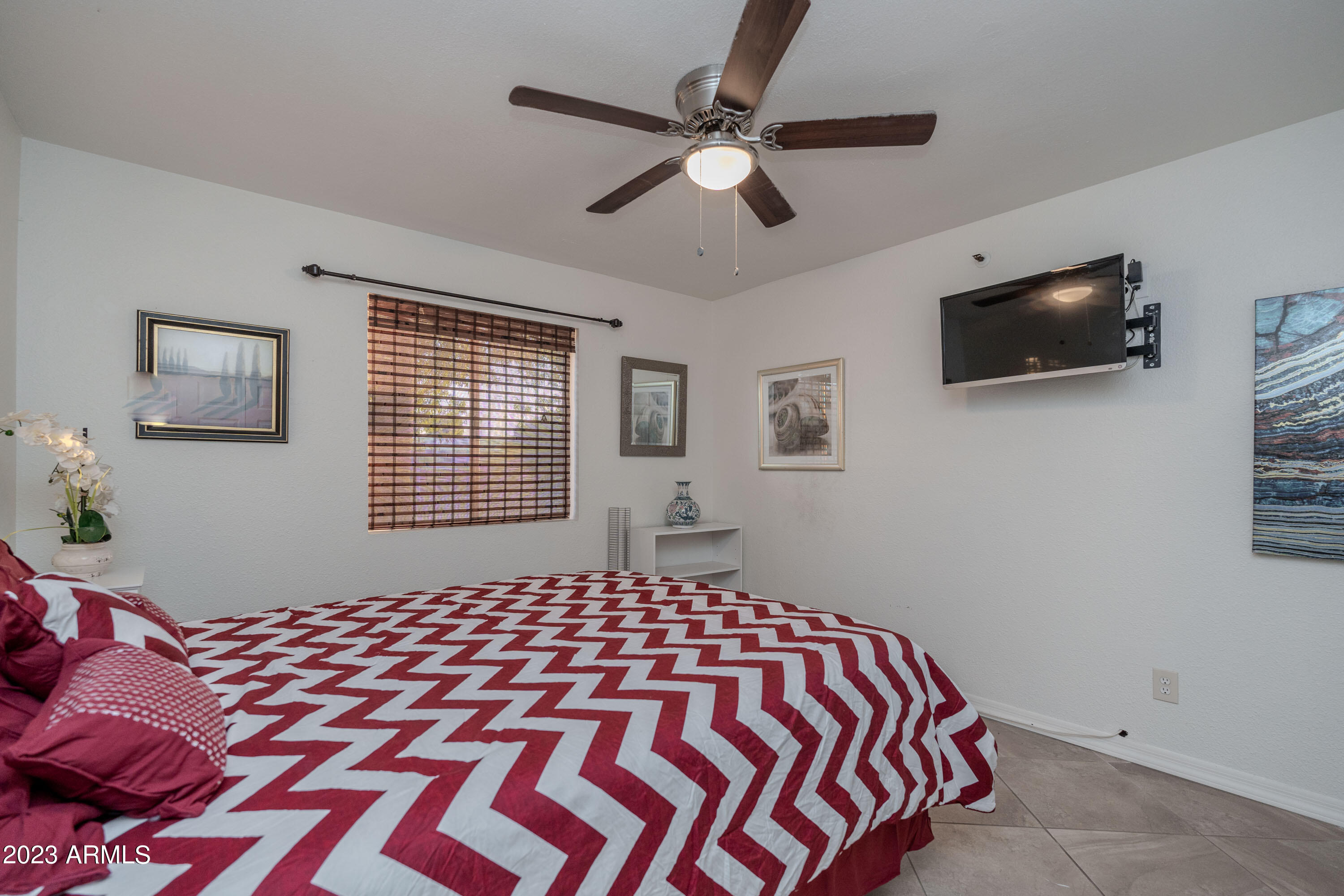 4554 E PARADISE VILLAGE Parkway N, 104