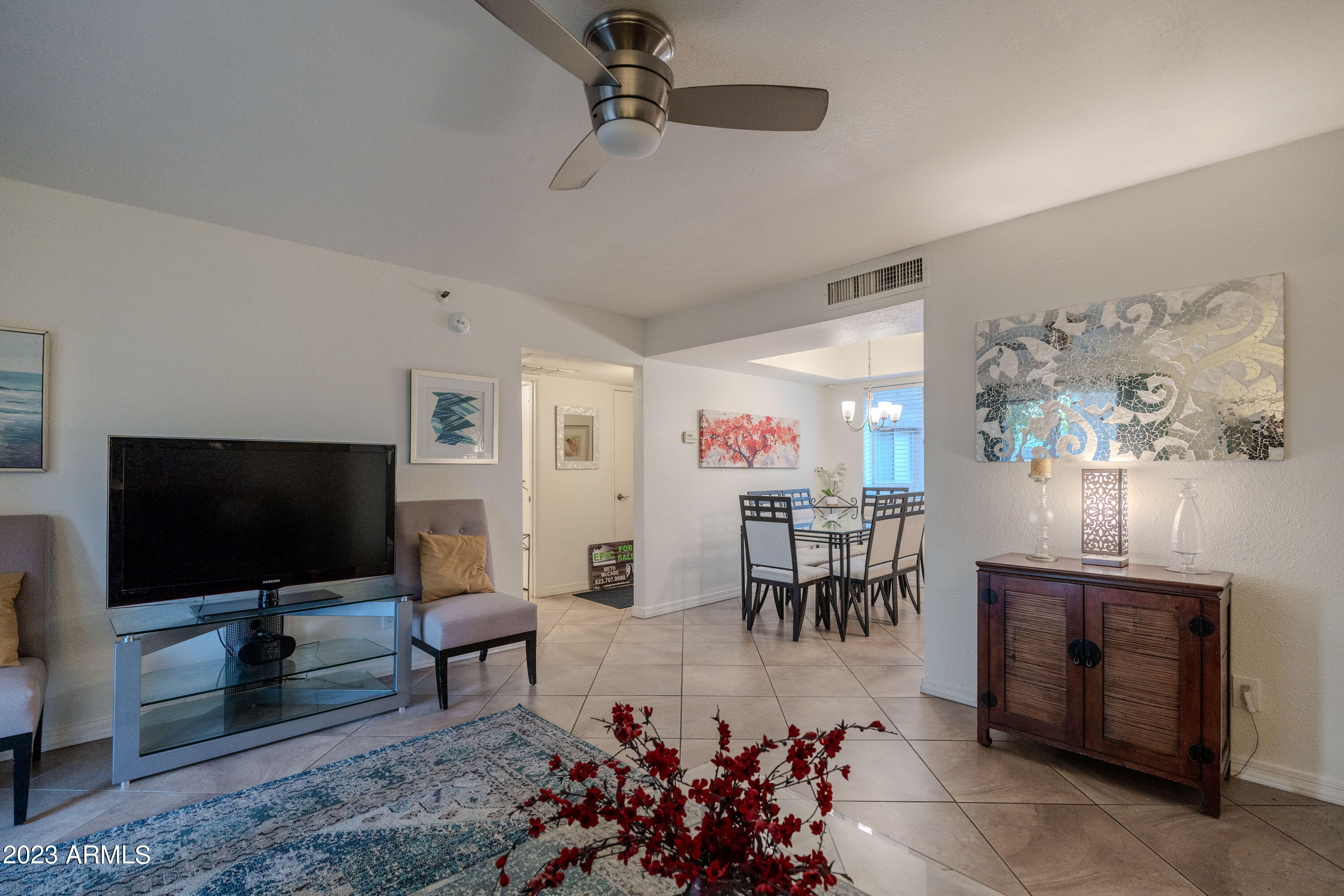 4554 E PARADISE VILLAGE Parkway N, 104