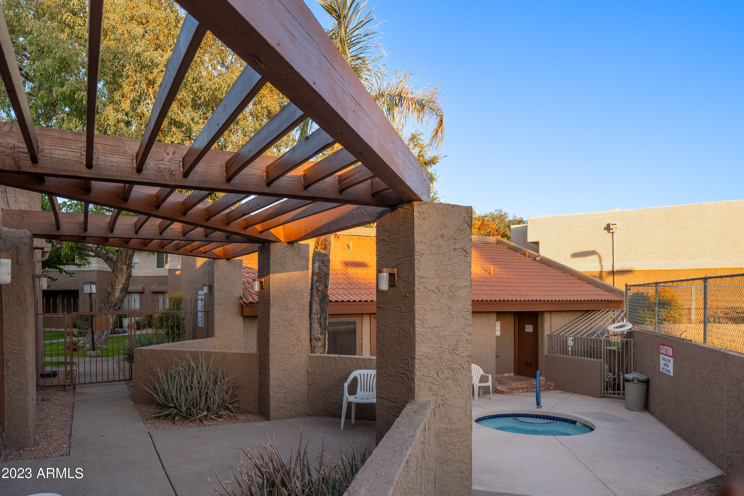 4554 E PARADISE VILLAGE Parkway N, 104