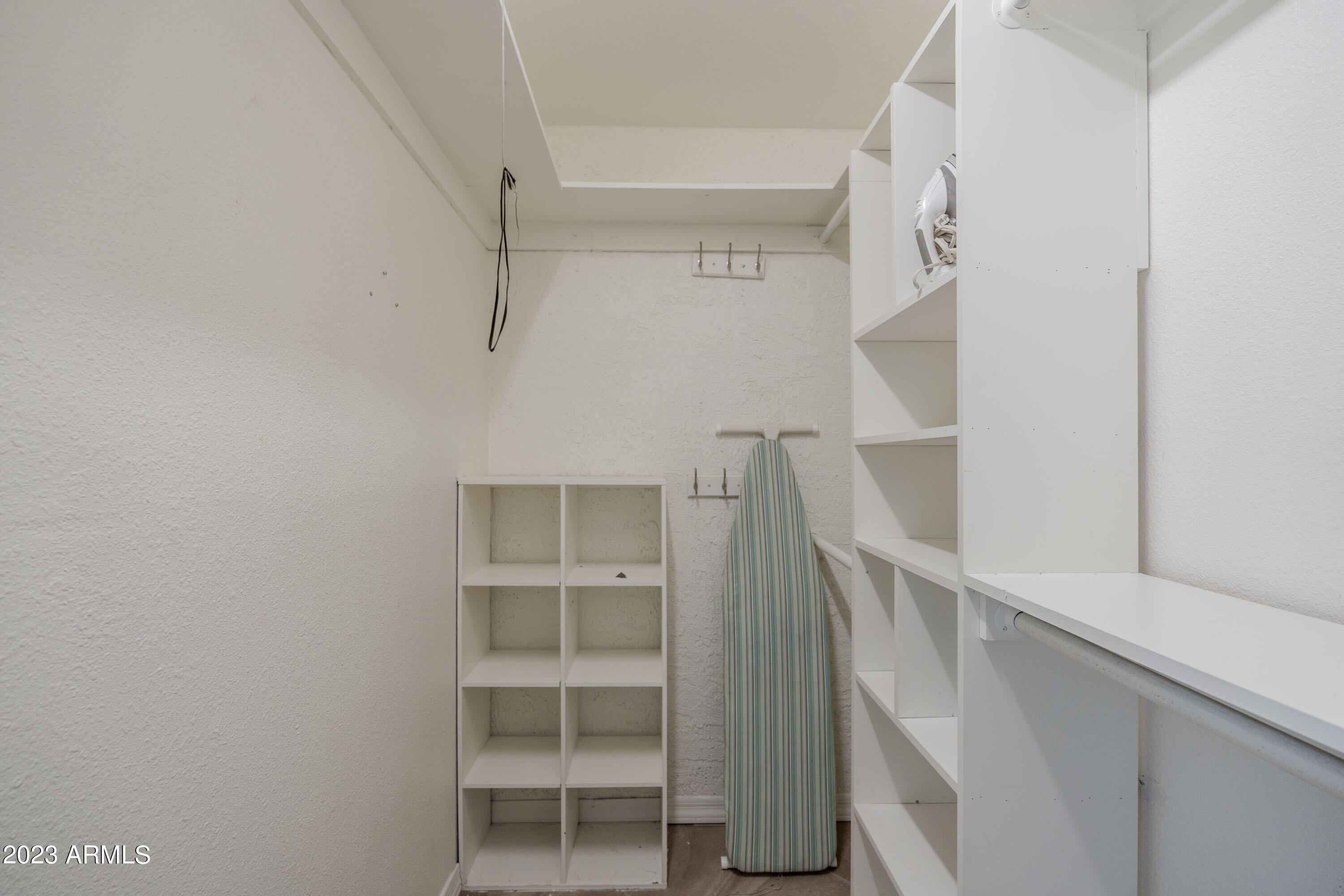 4554 E PARADISE VILLAGE Parkway N, 104