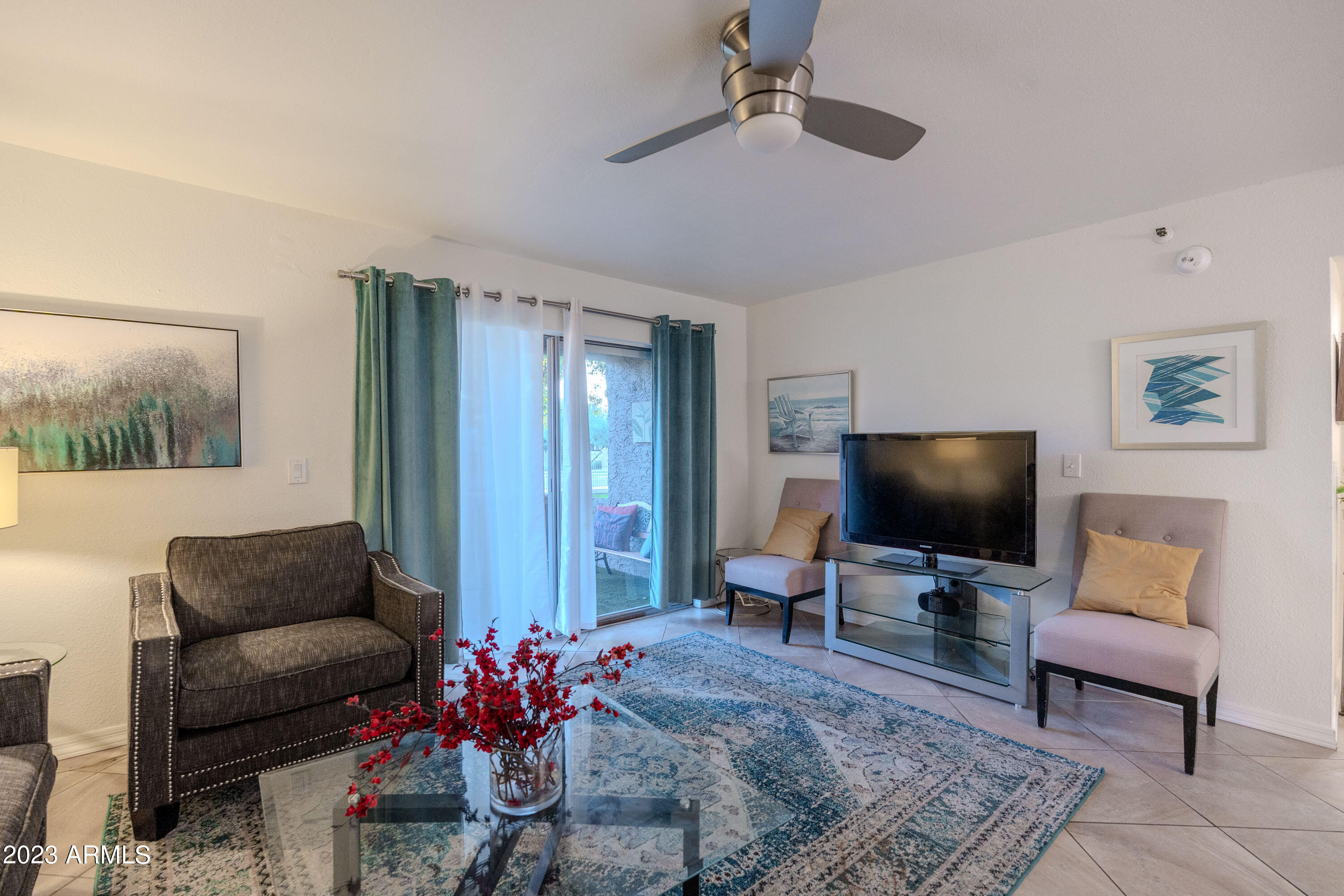 4554 E PARADISE VILLAGE Parkway N, 104