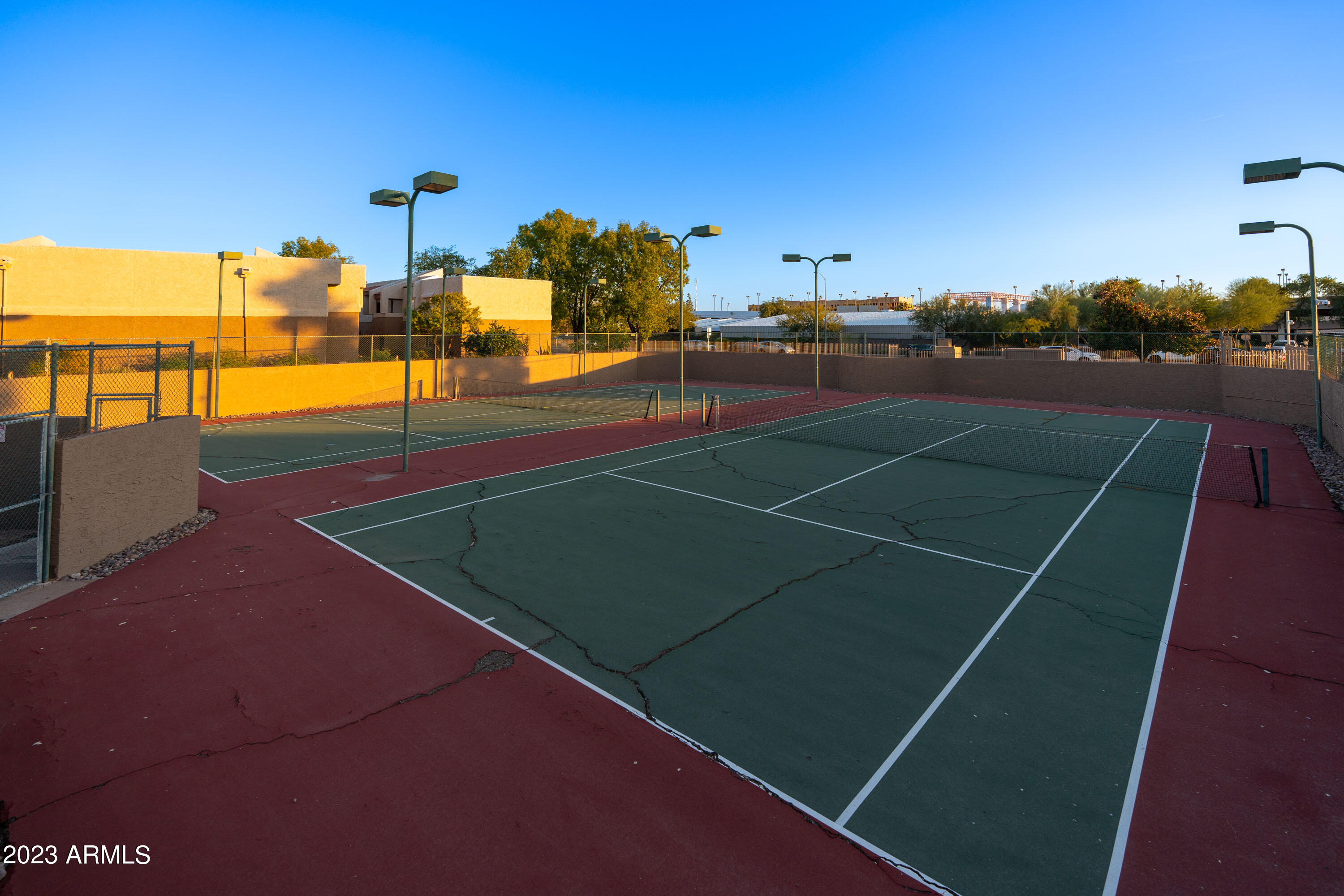 4554 E PARADISE VILLAGE Parkway N, 104