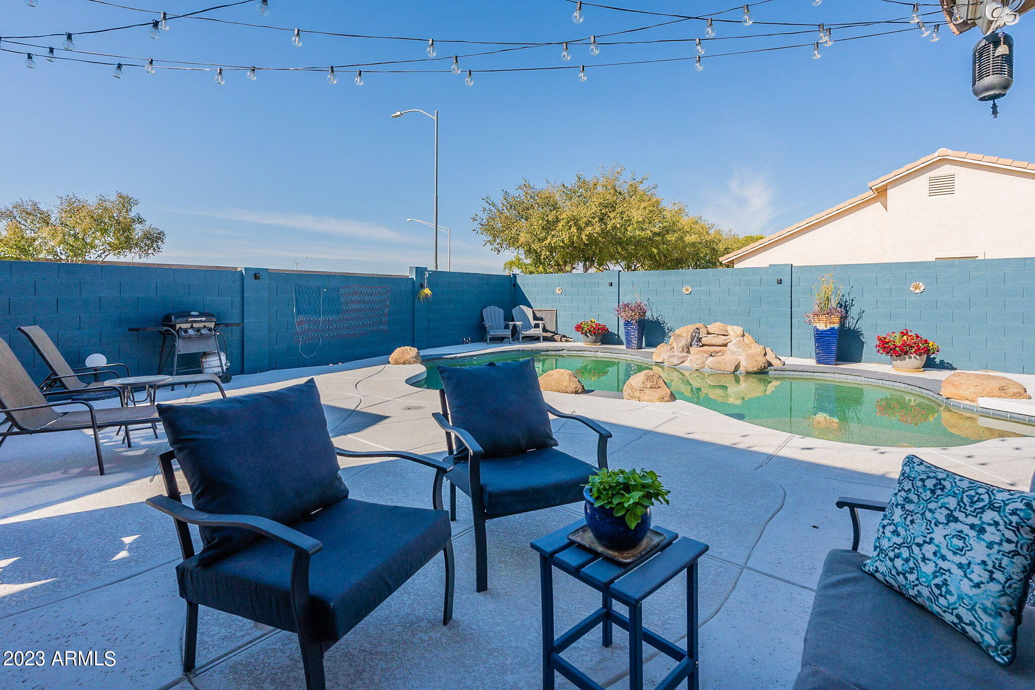16680 W SAGUARO Lane