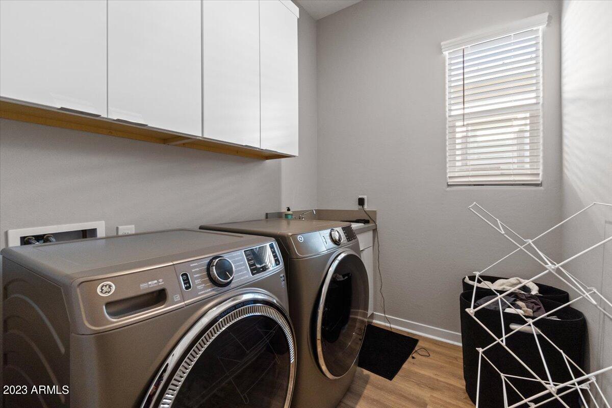 10035 E TALON Avenue