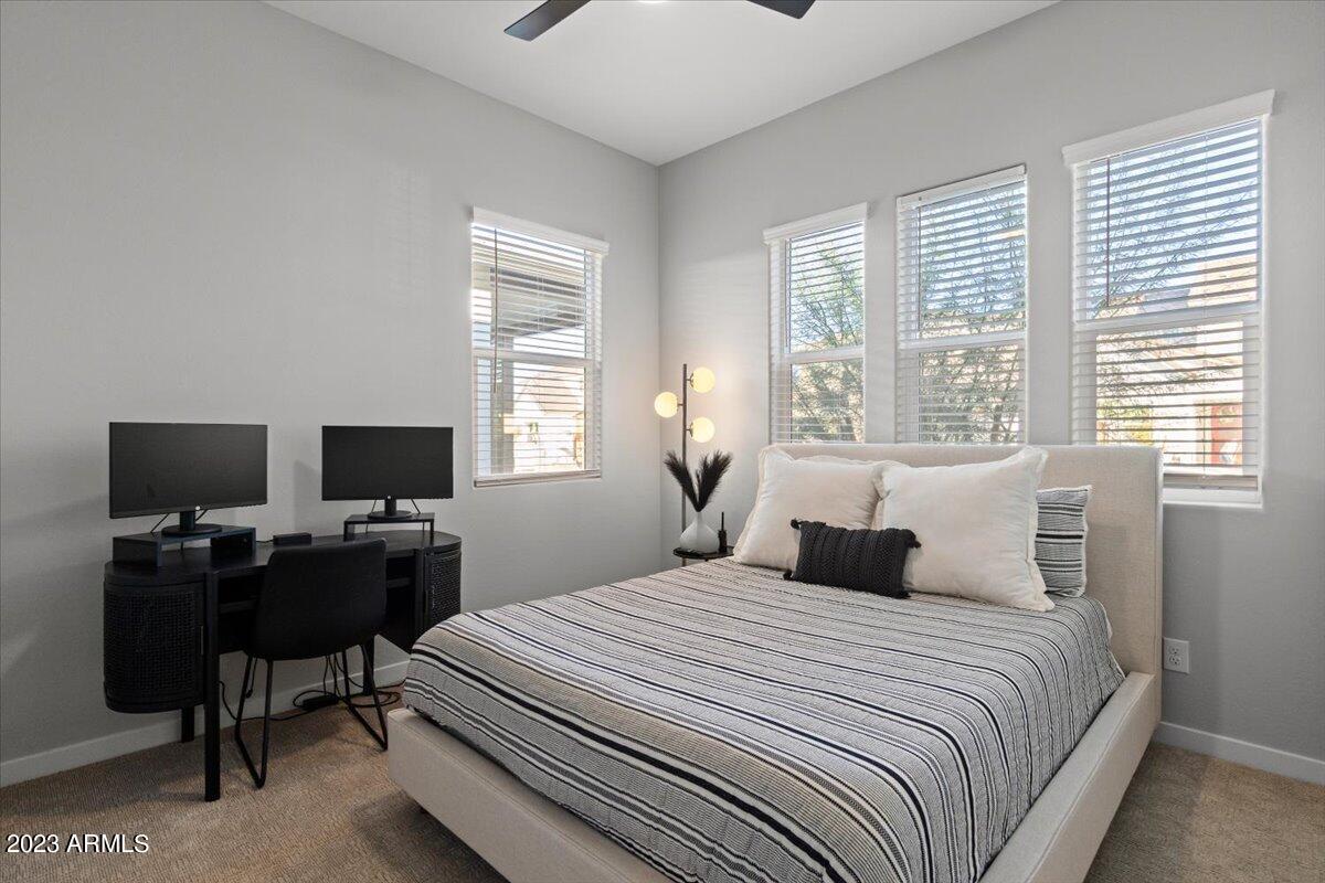 10035 E TALON Avenue