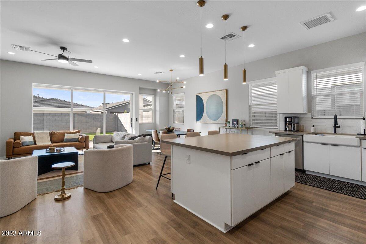 10035 E TALON Avenue