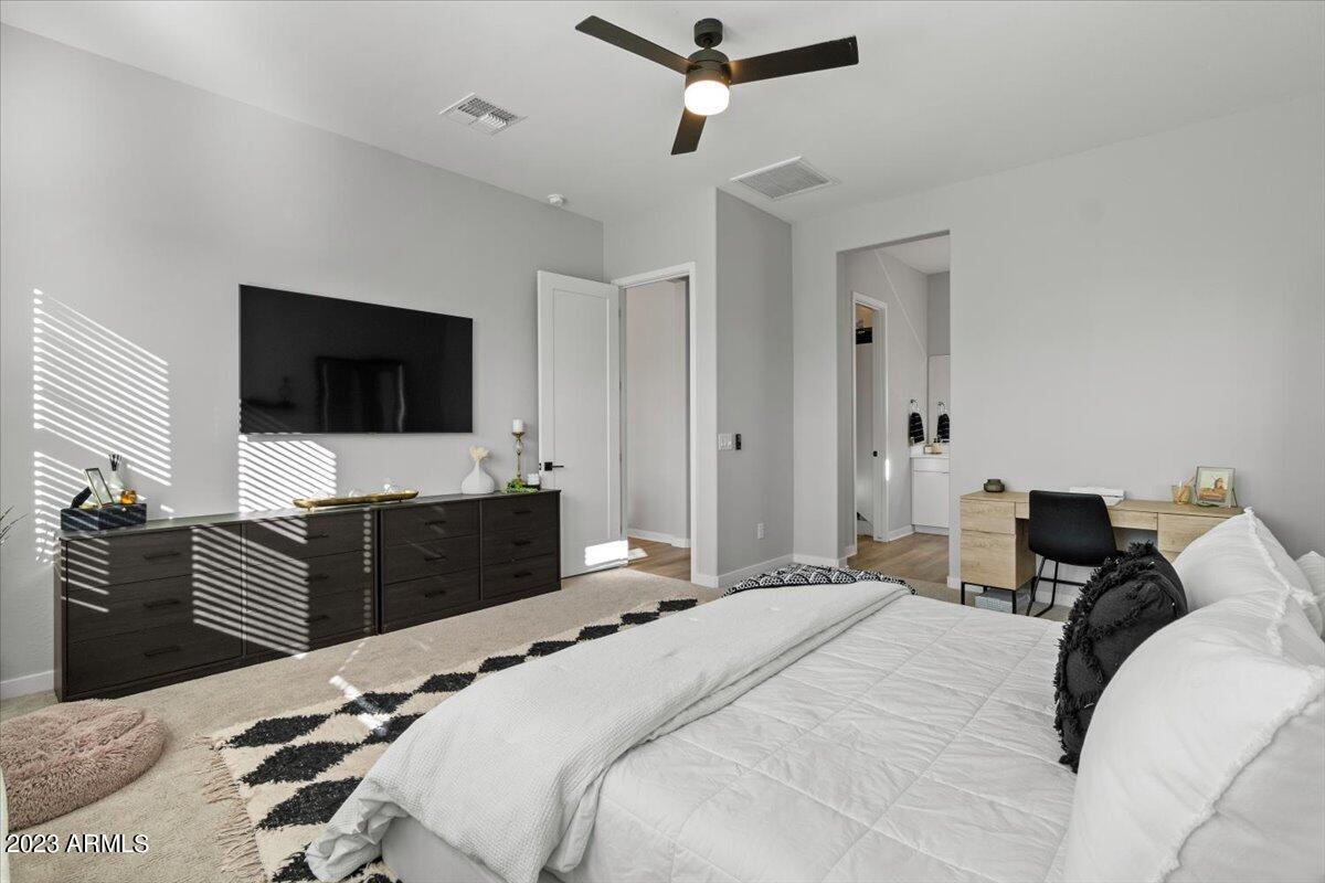 10035 E TALON Avenue