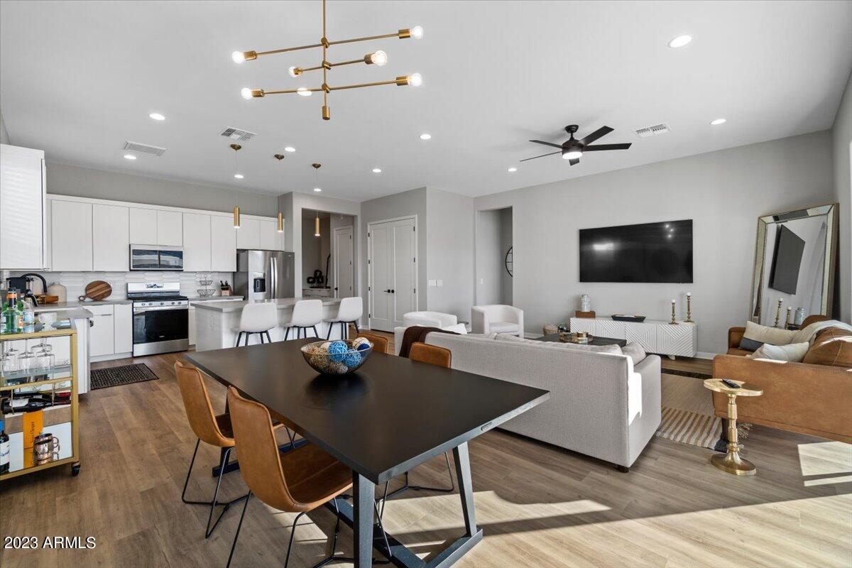 10035 E TALON Avenue