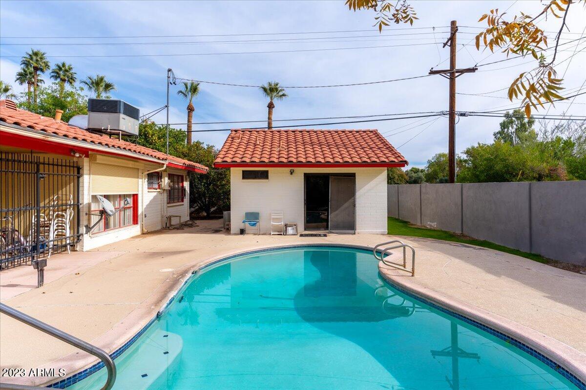 5125 E MULBERRY Drive