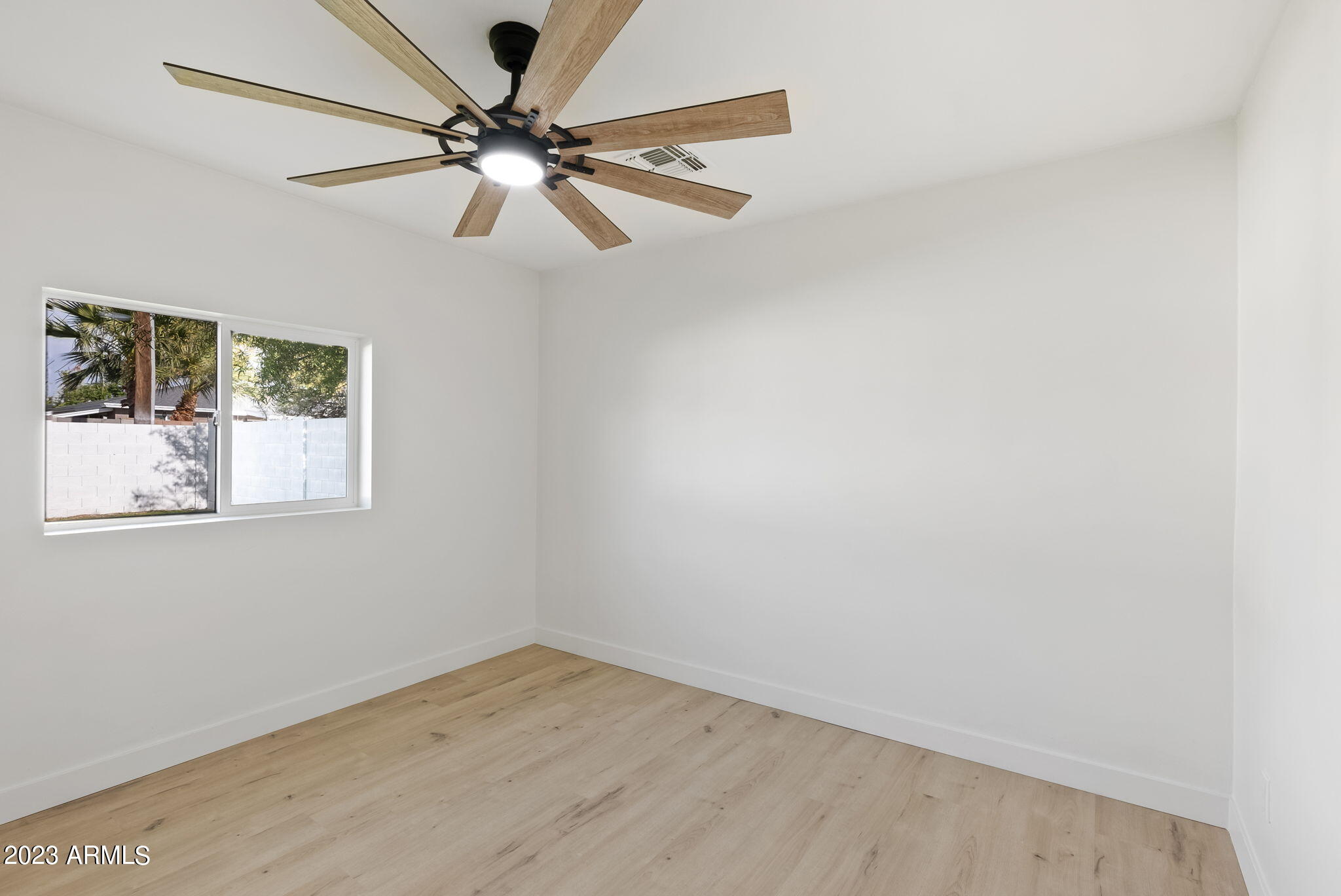934 E CAVALIER Drive