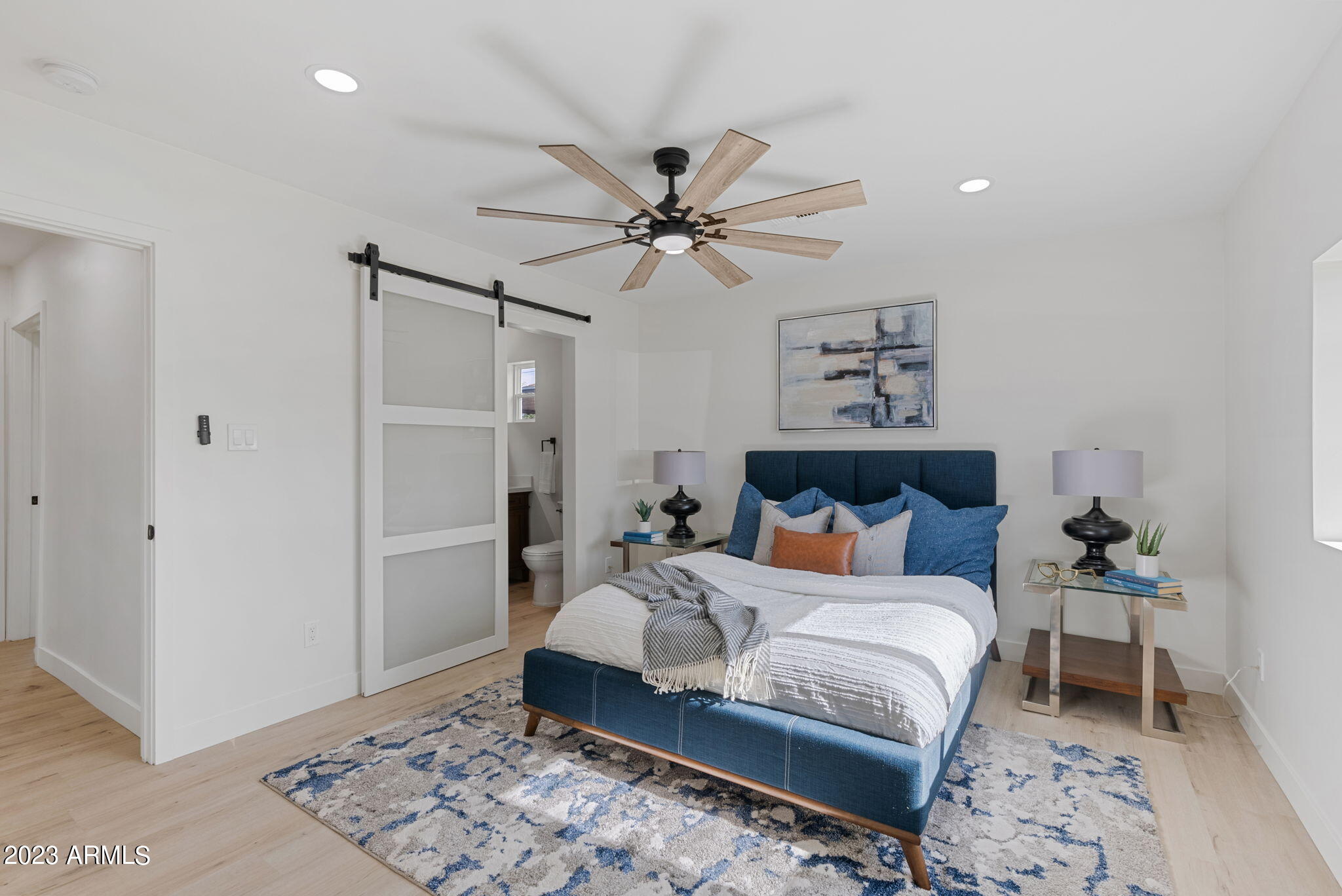 934 E CAVALIER Drive