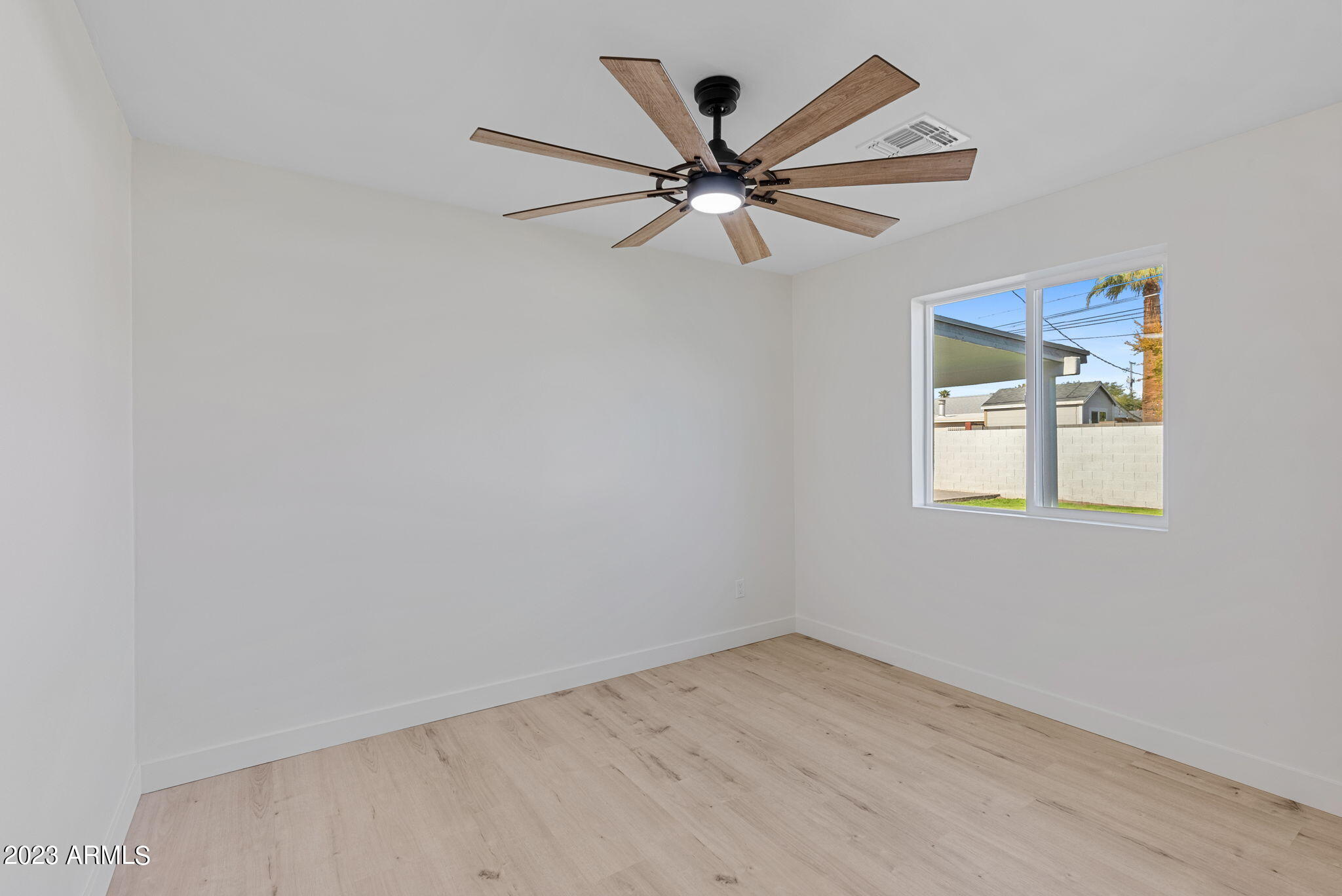 934 E CAVALIER Drive