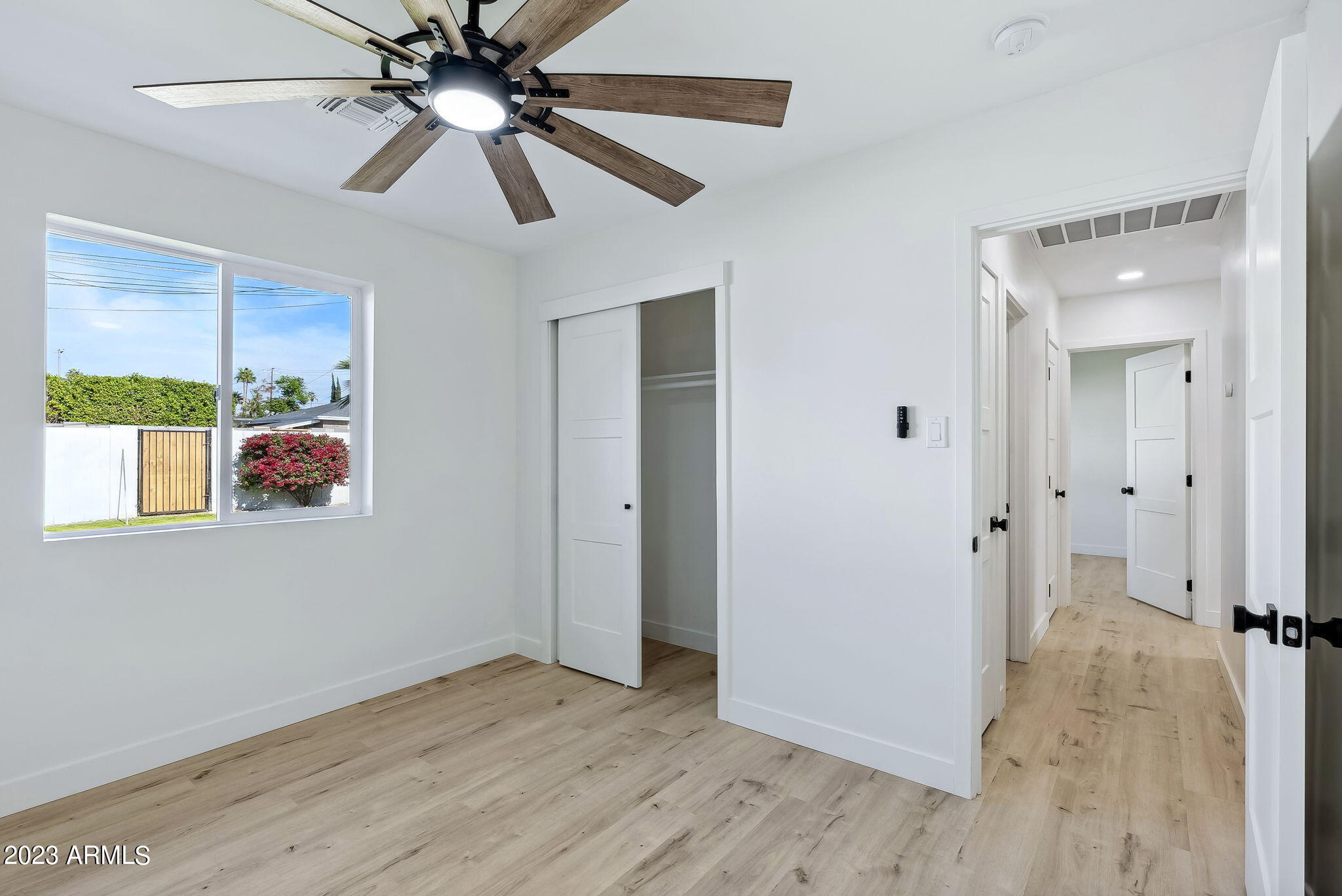934 E CAVALIER Drive