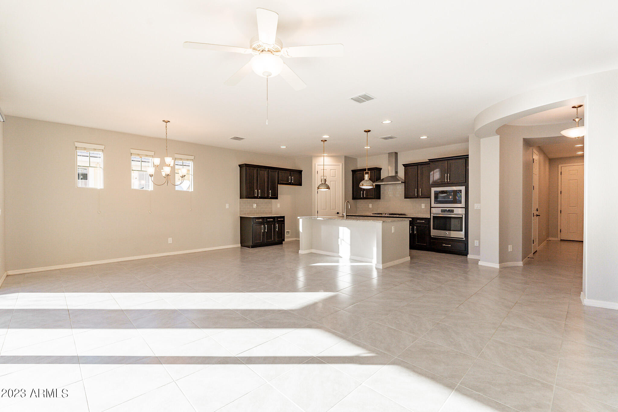 3851 E PERKINSVILLE Street