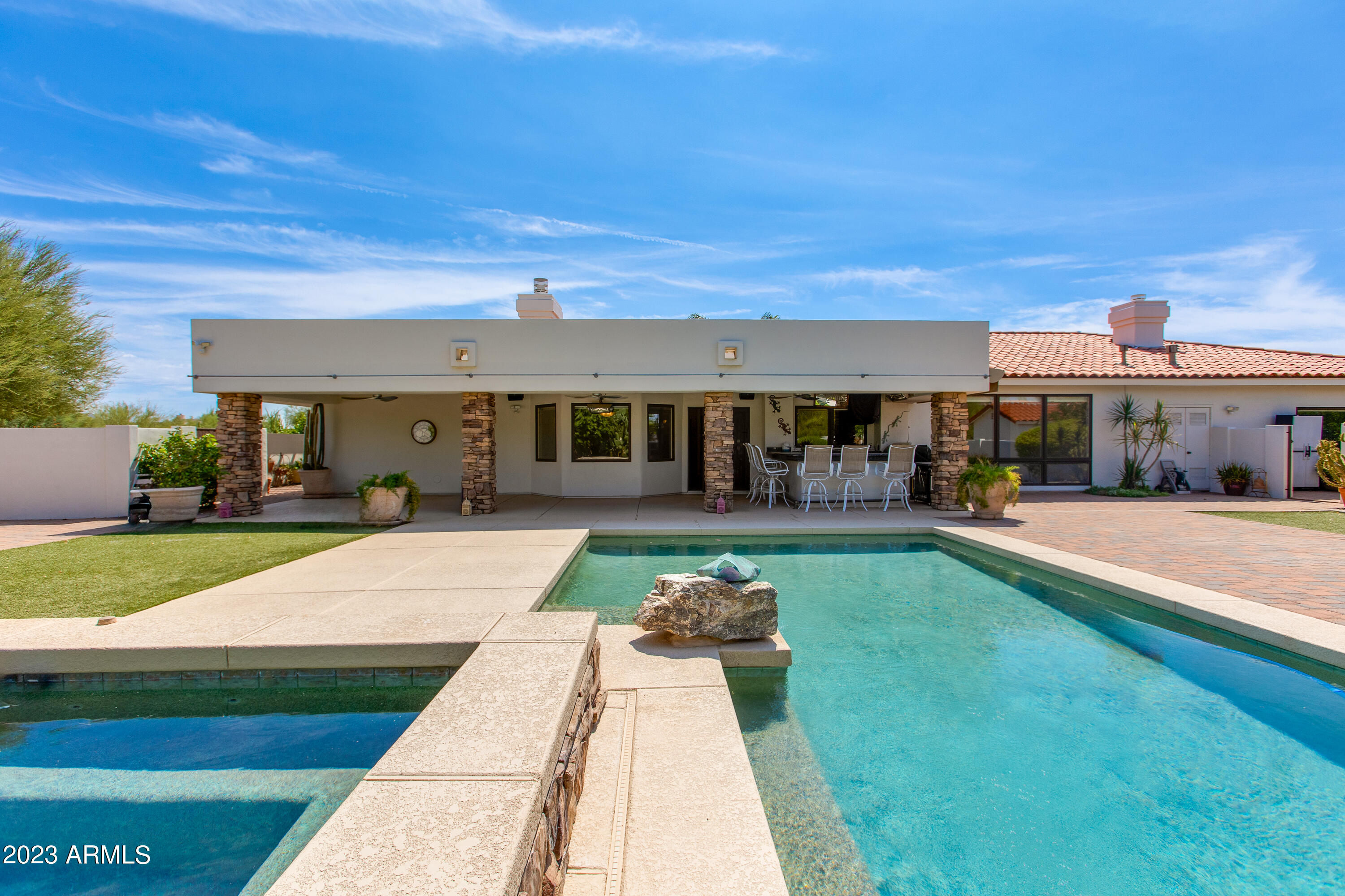 8618 E SANTA CATALINA Drive