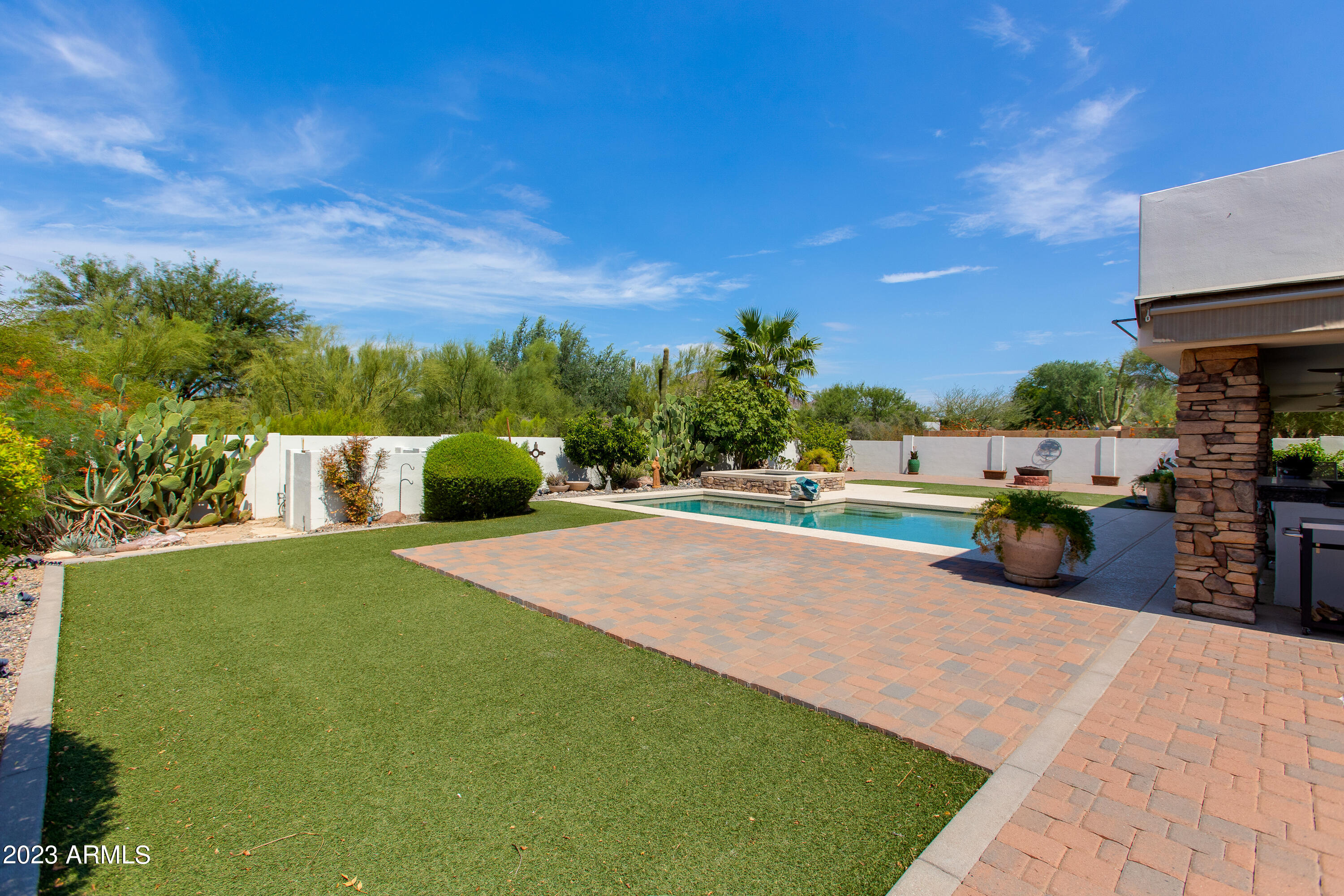 8618 E SANTA CATALINA Drive