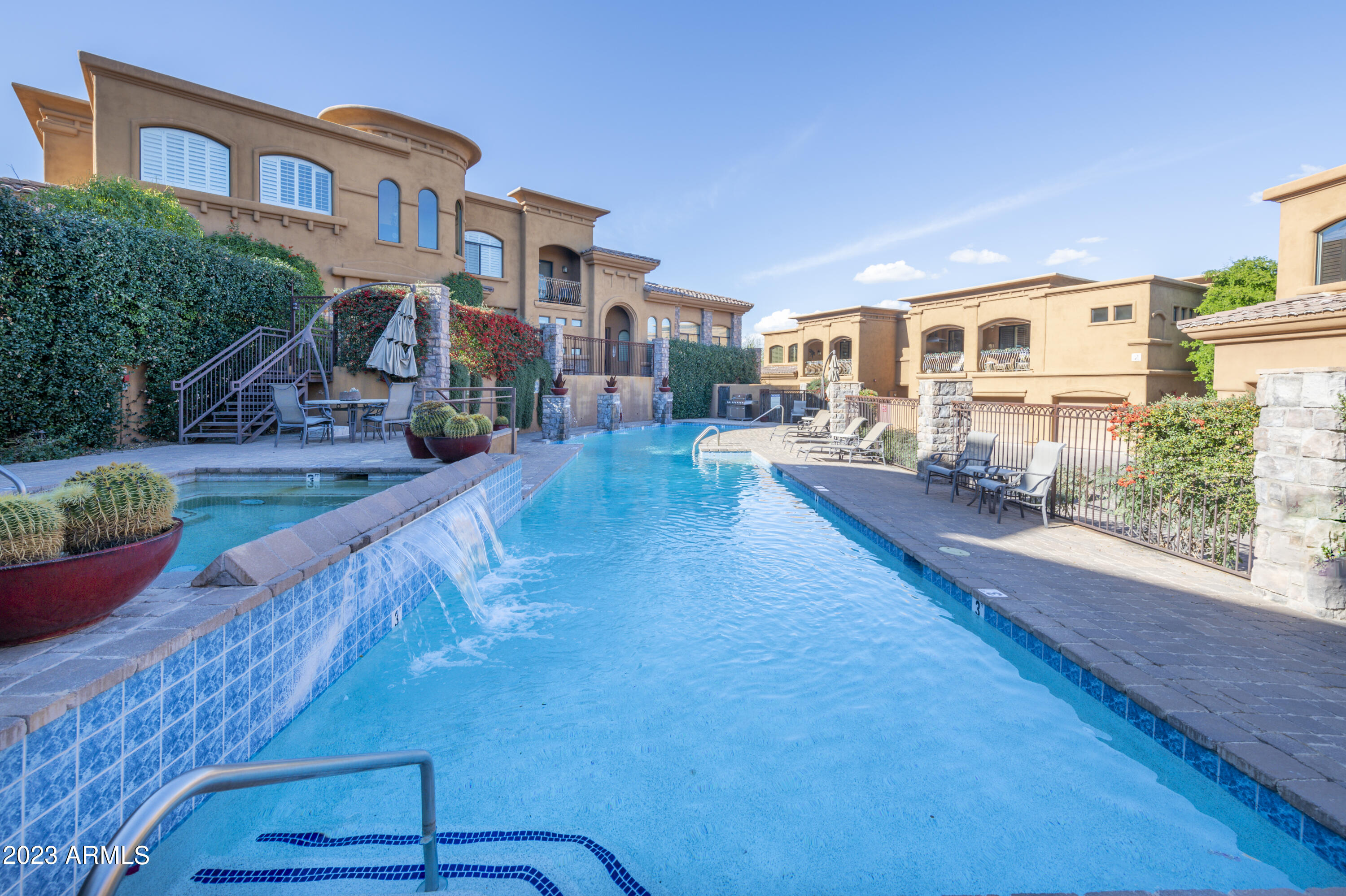 7199 E RIDGEVIEW Place 102