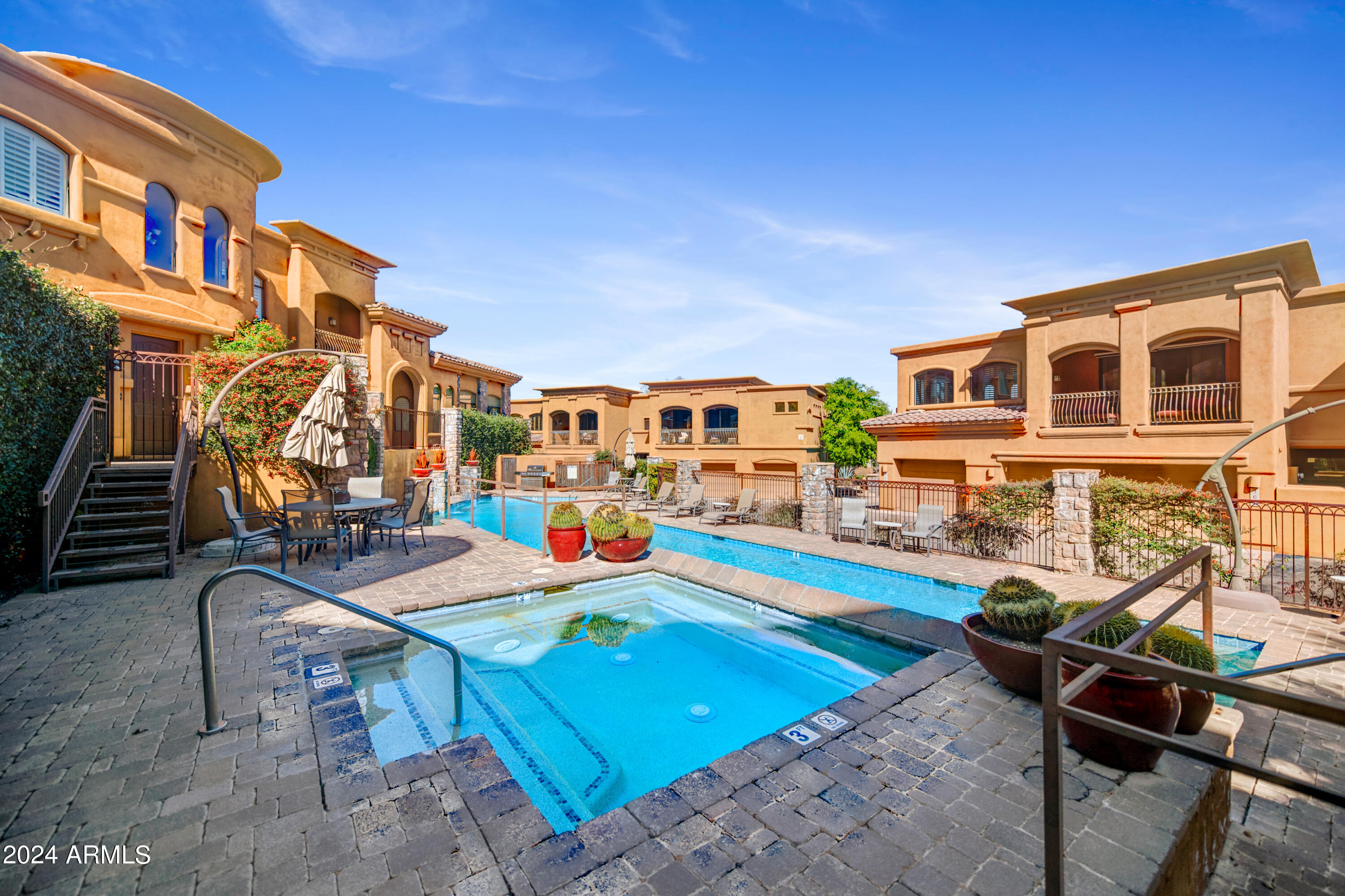 7199 E RIDGEVIEW Place 102